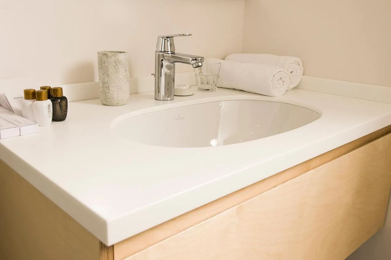 Bathroom in Dilijani Tun Hotel & Restaurant