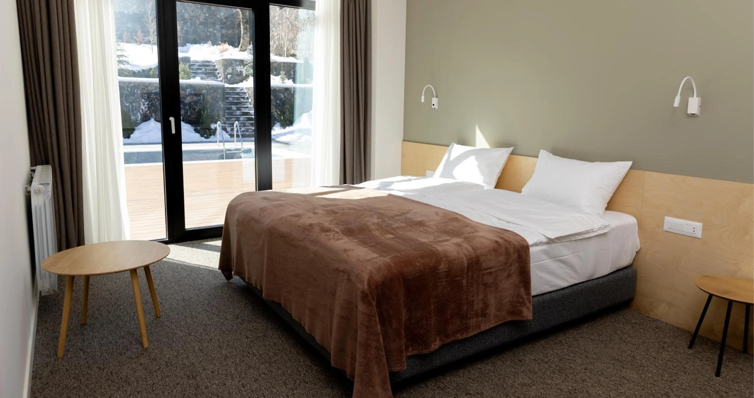 Bed in Dilijani Tun Hotel & Restaurant