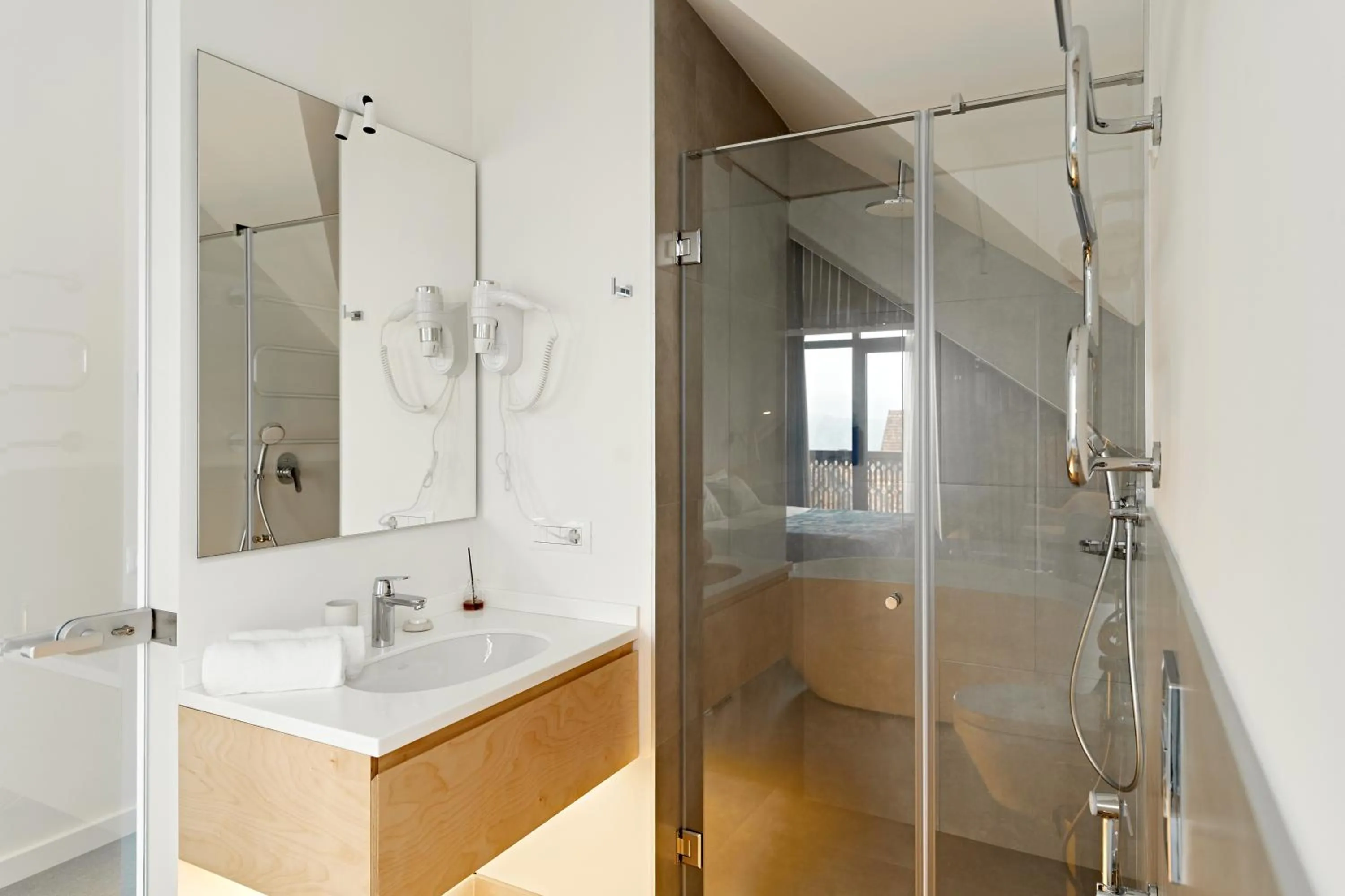 Bathroom in Dilijani Tun Hotel & Restaurant