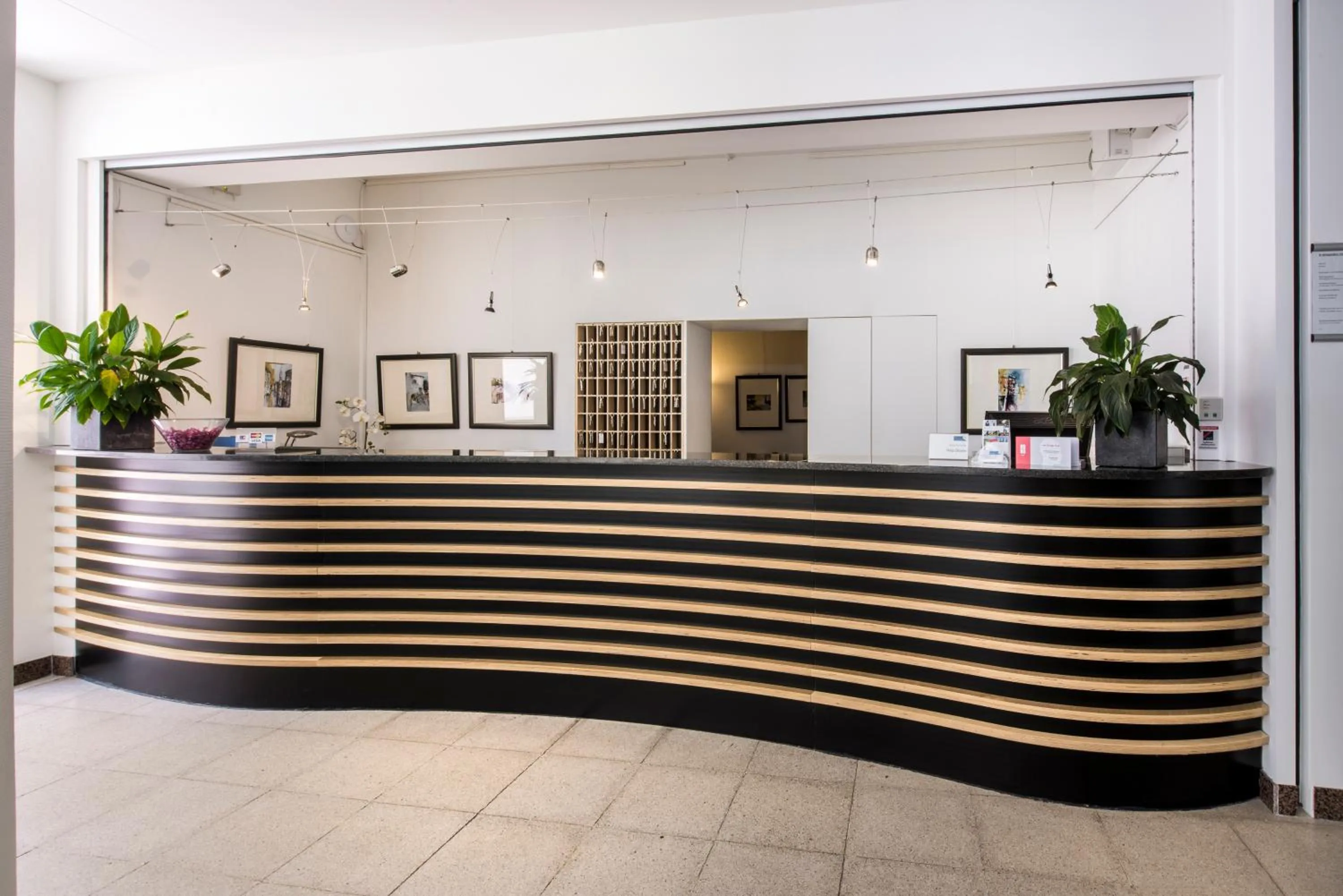 Lobby or reception in CJD Bonn Castell