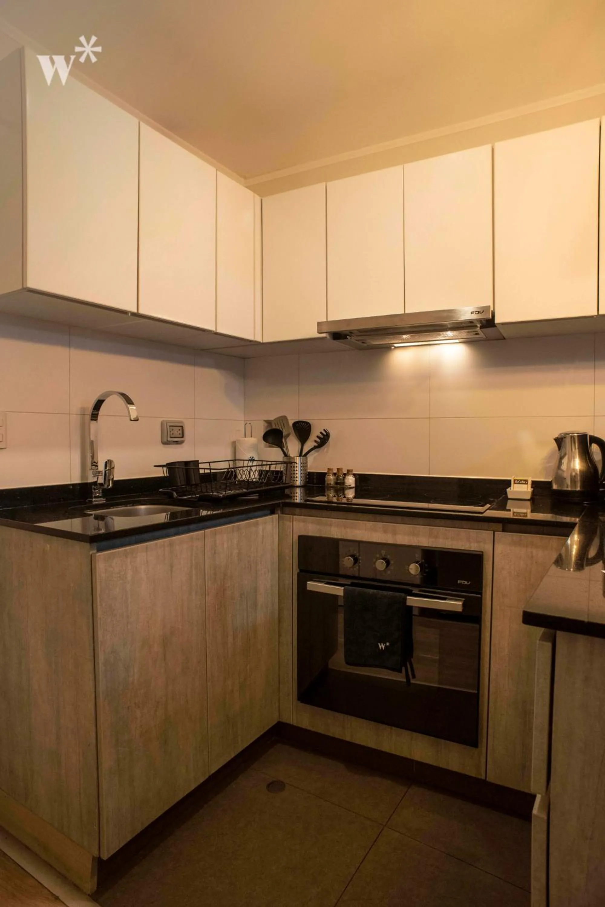 Coffee/tea facilities in Osma by Wynwood House