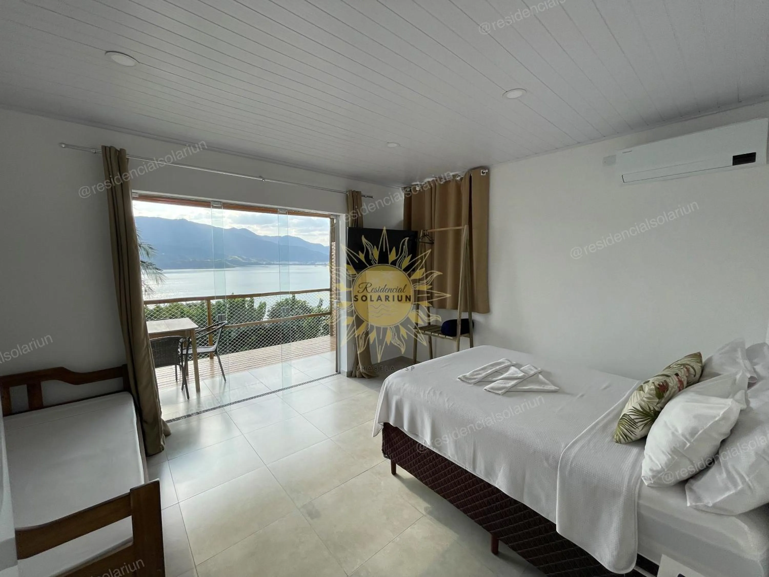 Bed in Residencial Solariun Ilhabela