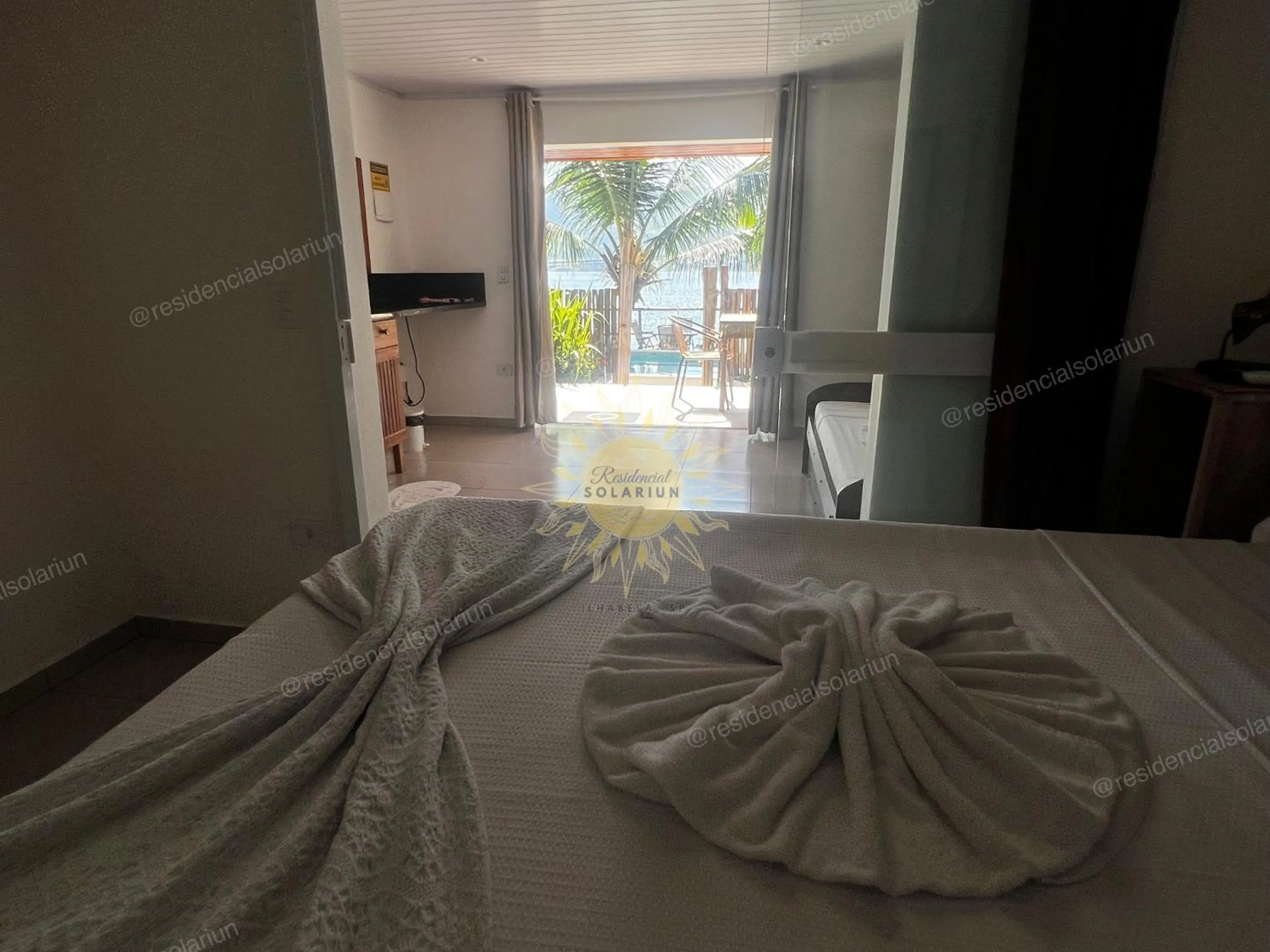 Bed in Residencial Solariun Ilhabela