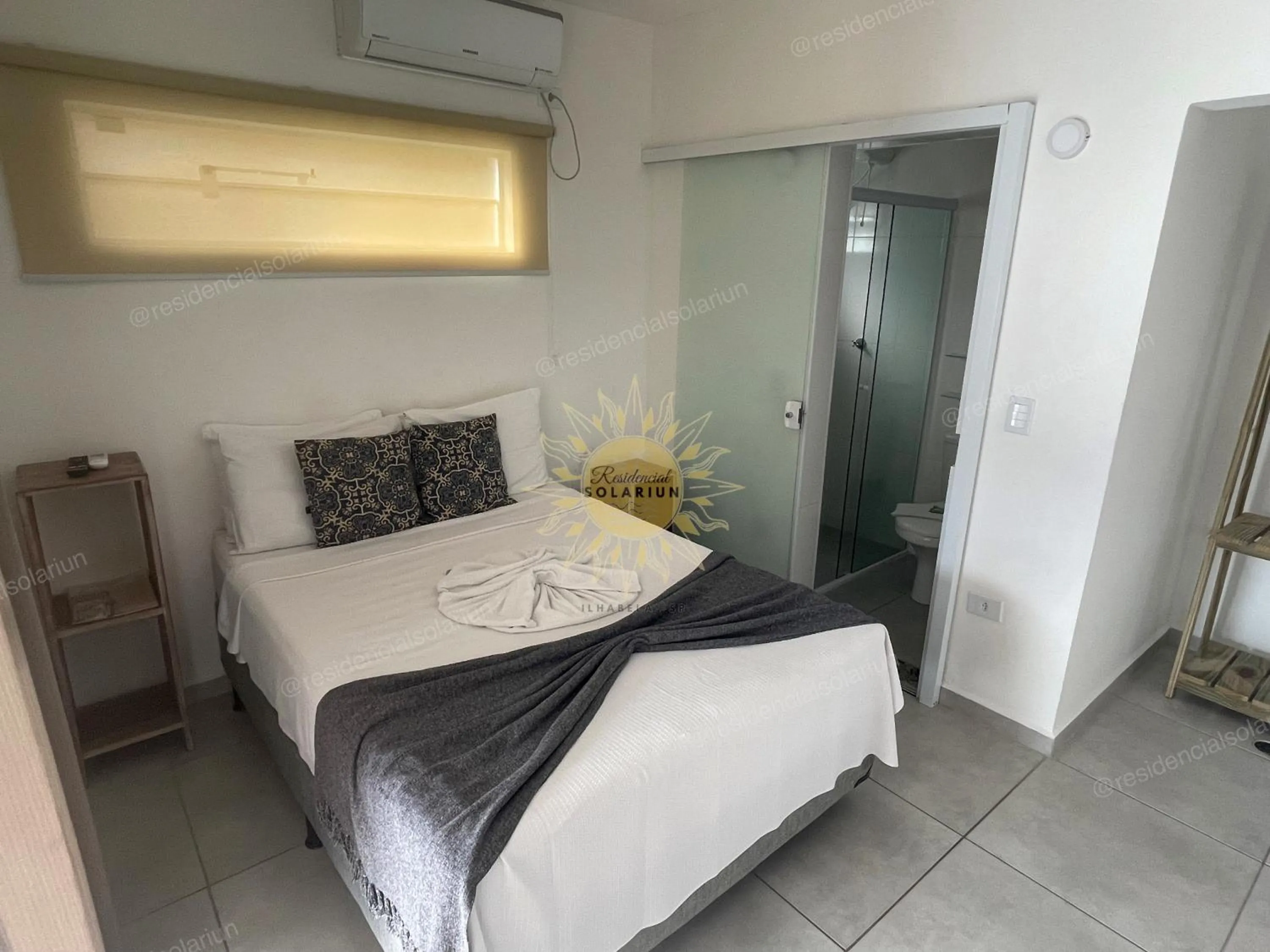 Bed in Residencial Solariun Ilhabela