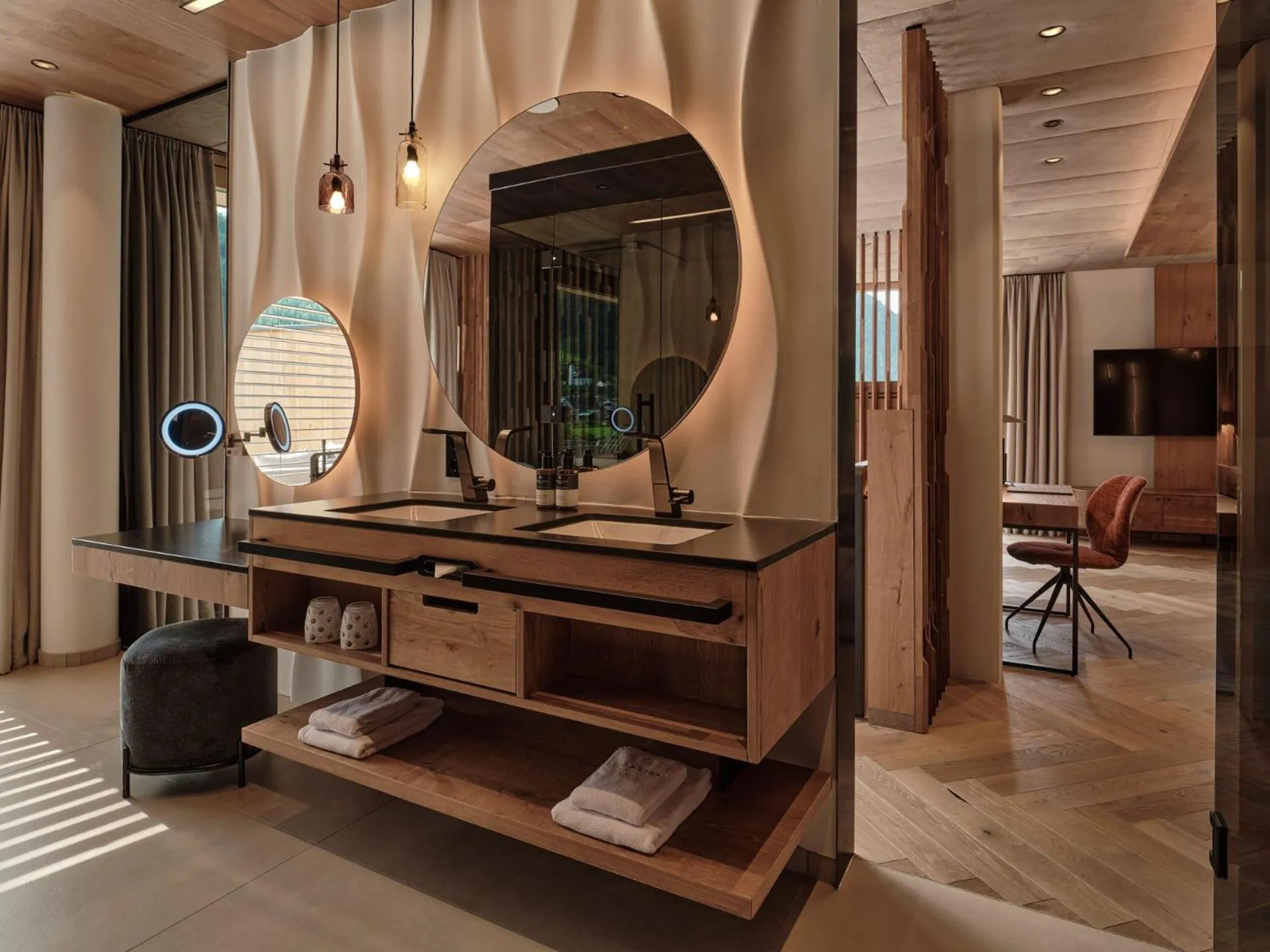 Bathroom in DAS EDELWEISS - Salzburg Mountain Resort