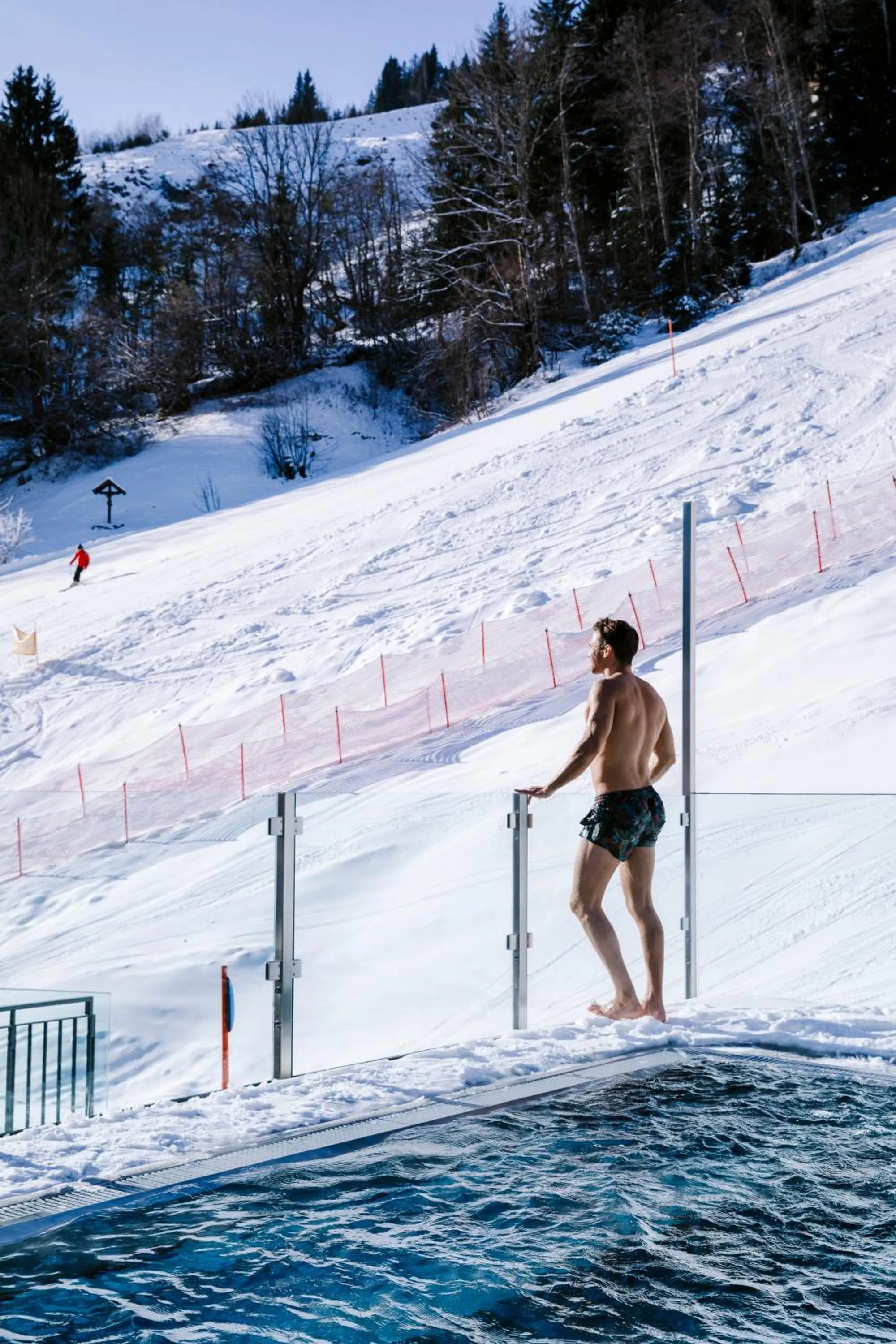 Pool view in DAS EDELWEISS - Salzburg Mountain Resort