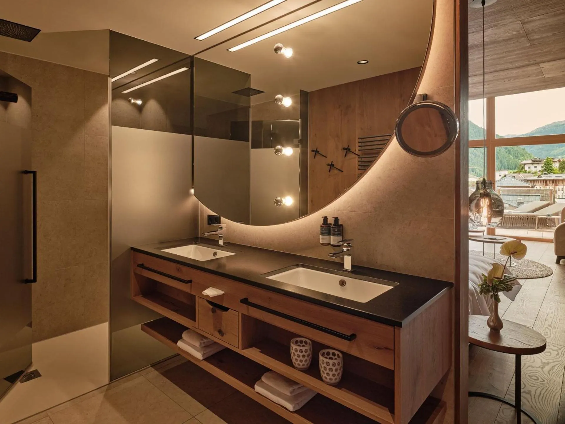 Bathroom in DAS EDELWEISS - Salzburg Mountain Resort