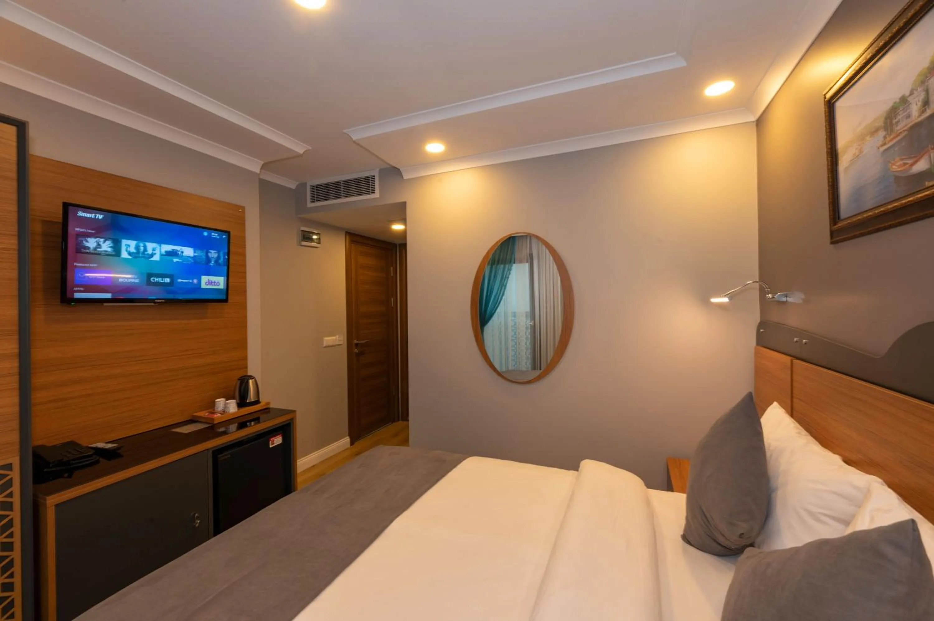 Massage, Bed in New Emin Hotel