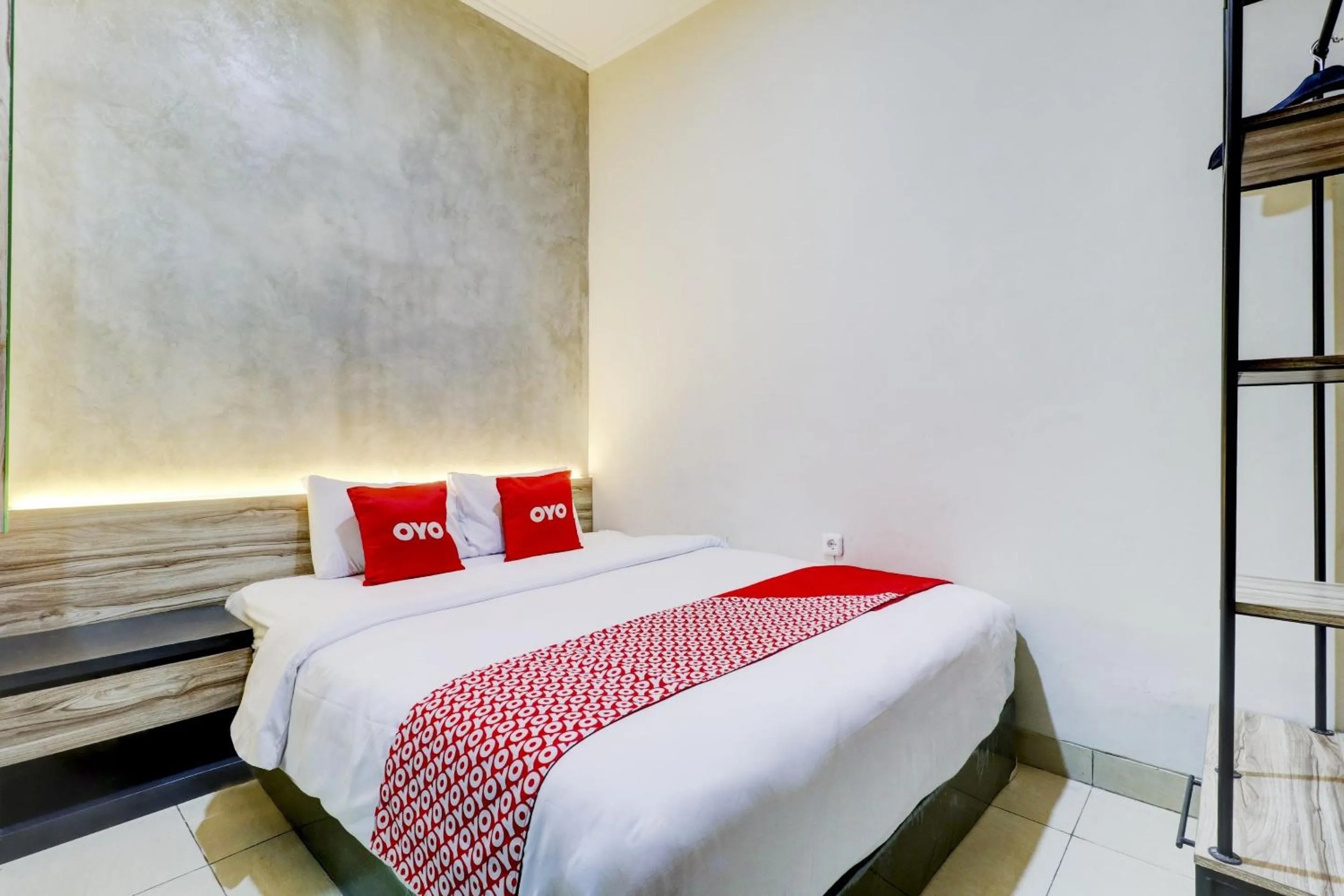 Bedroom, Bed in Hotel O Ada Residence