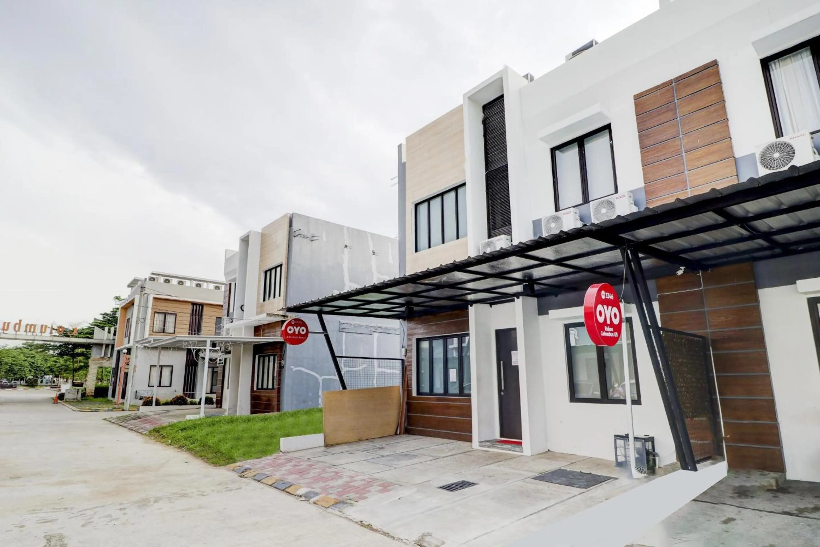 Facade/entrance in Hotel O Ada Residence