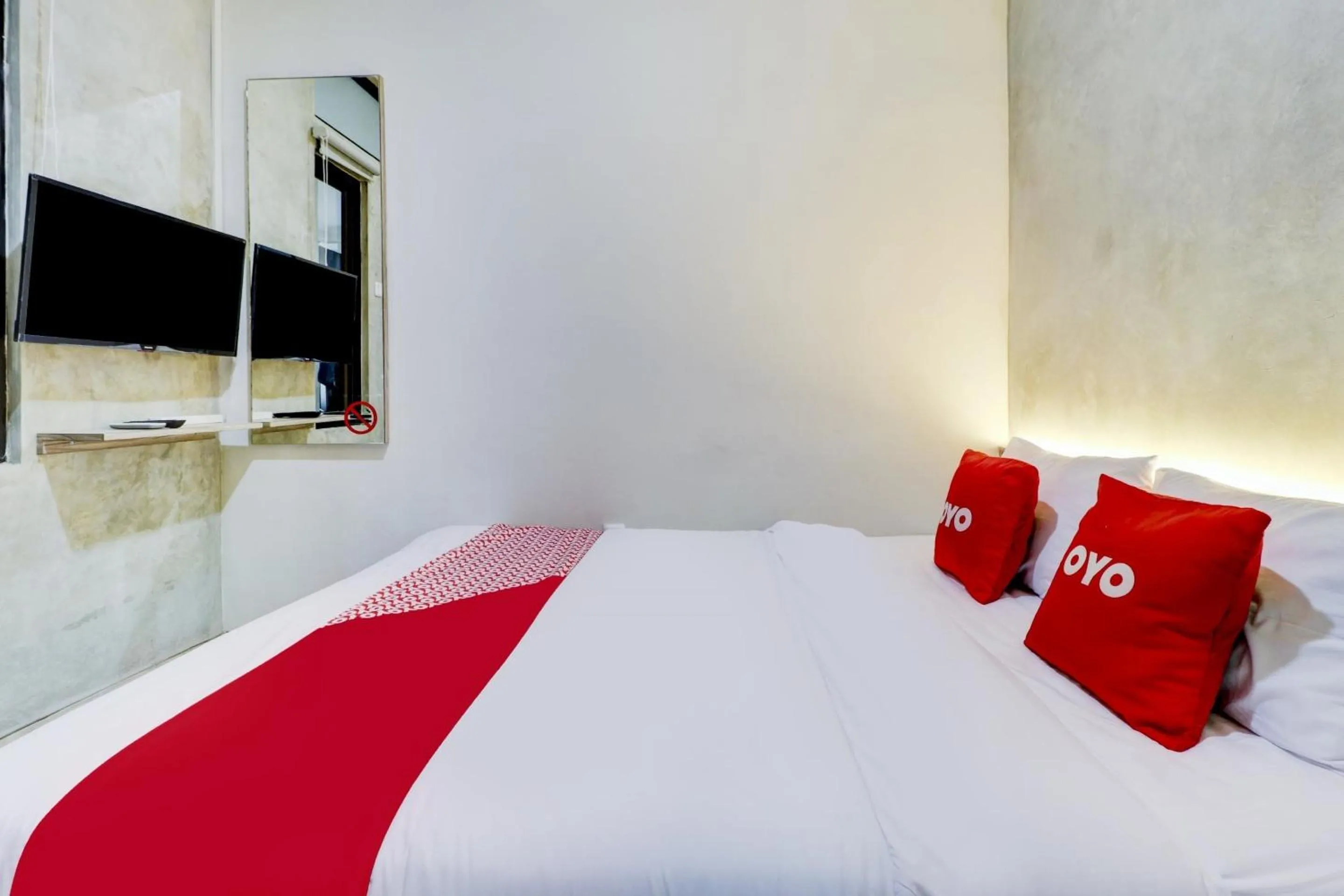 Bedroom, Bed in Hotel O Ada Residence