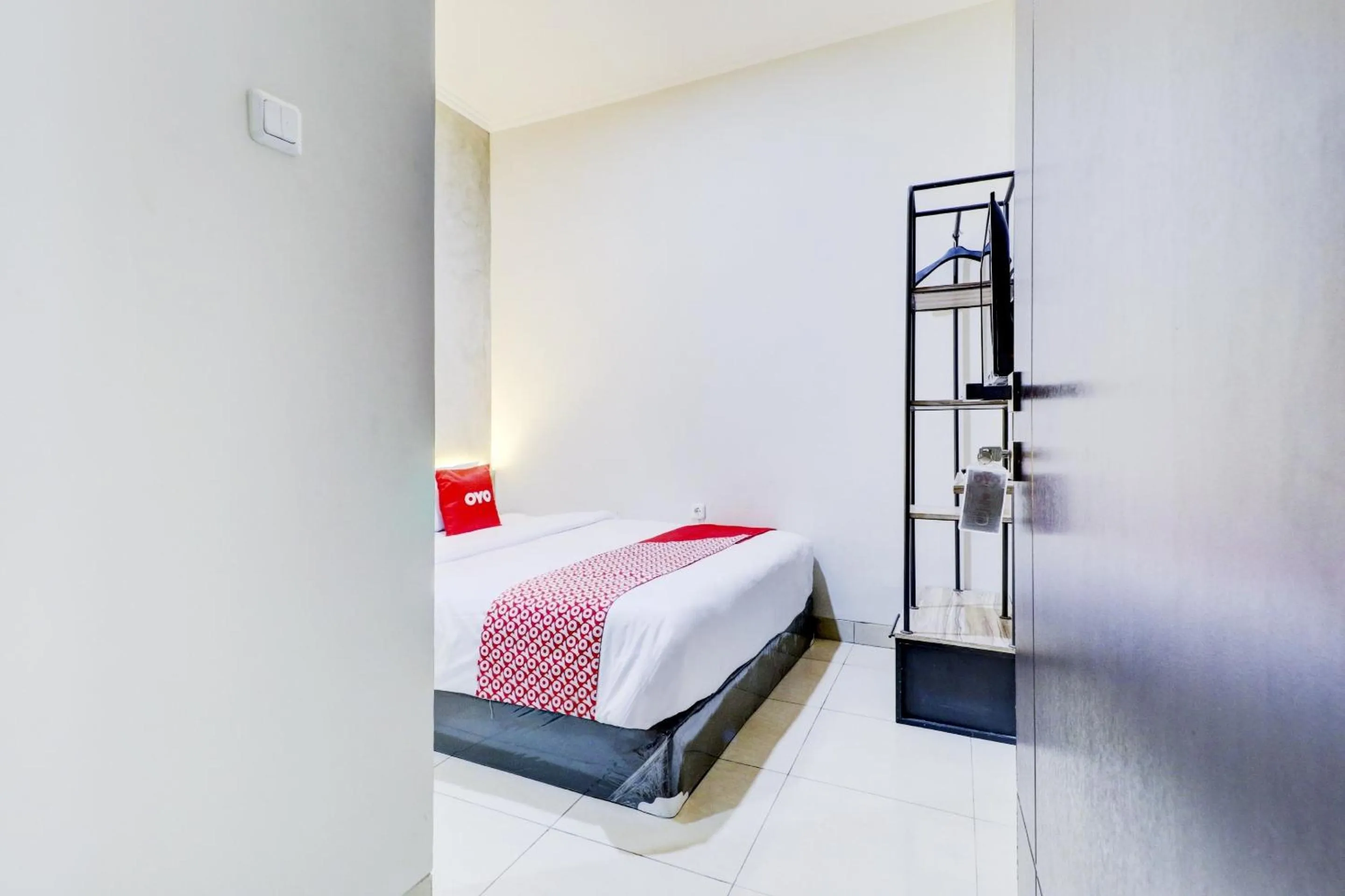 Bedroom, Bed in Hotel O Ada Residence