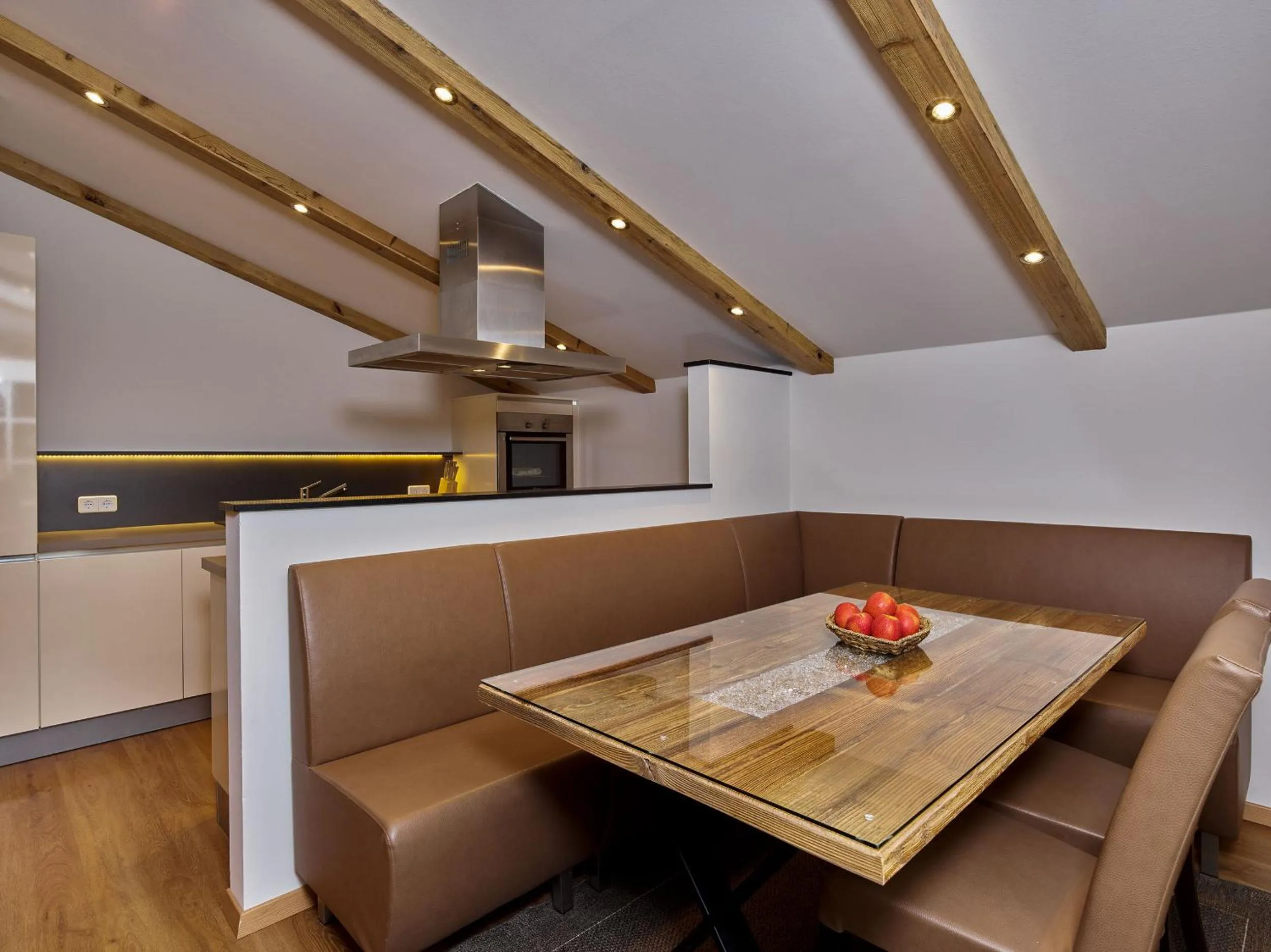 Dining area in A-VITA Viktoria & A-VITA living luxury apartments