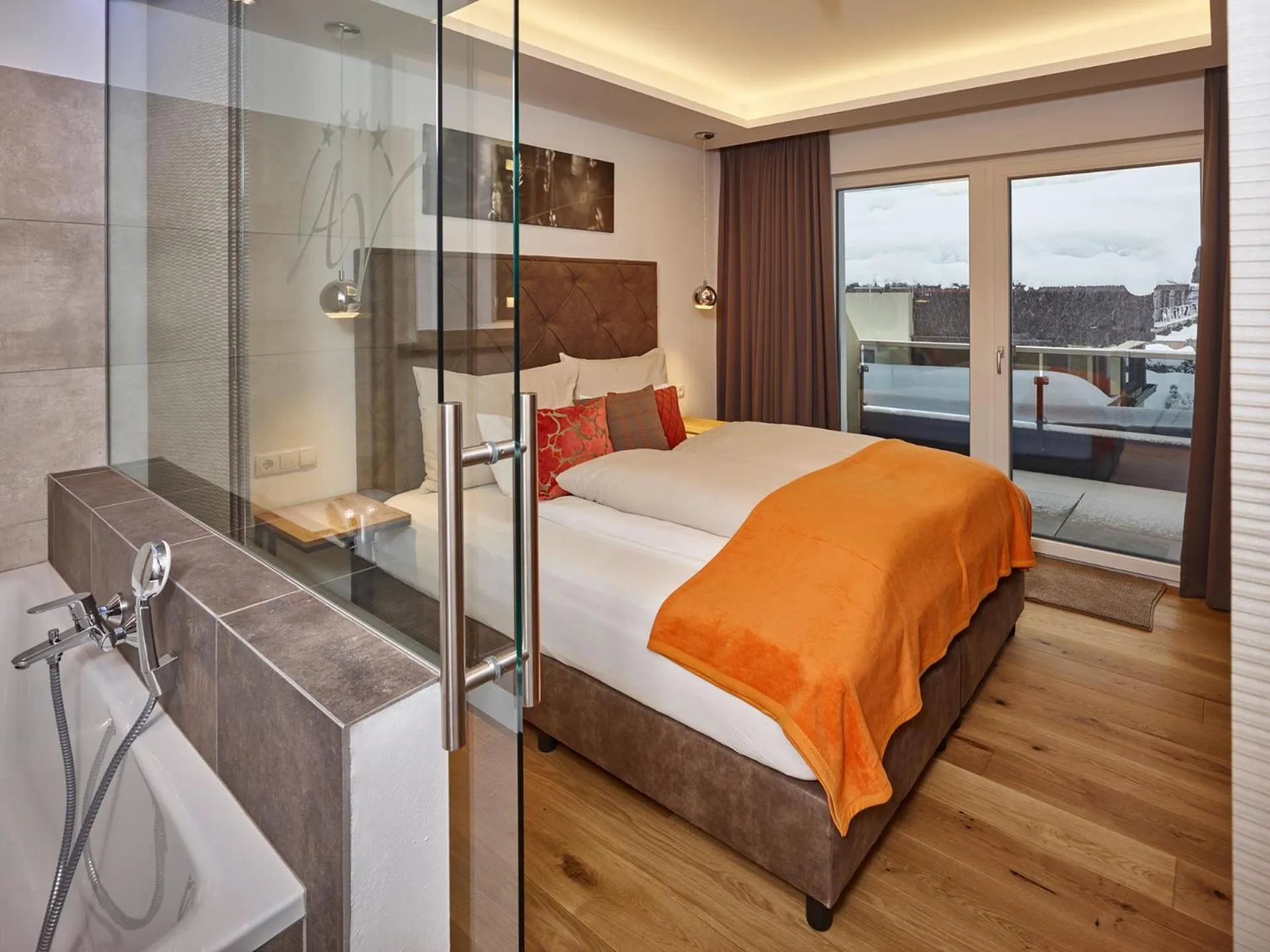 Photo of the whole room, Bed in A-VITA Viktoria & A-VITA living luxury apartments