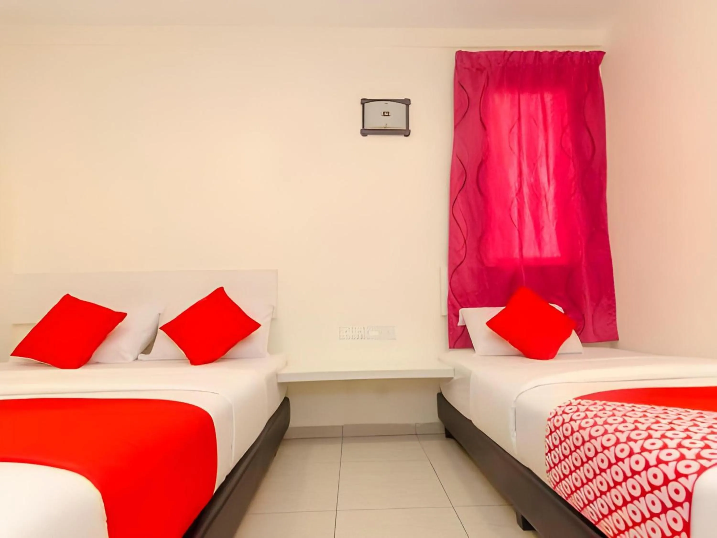 Photo of the whole room, Bed in Skudai Hotel