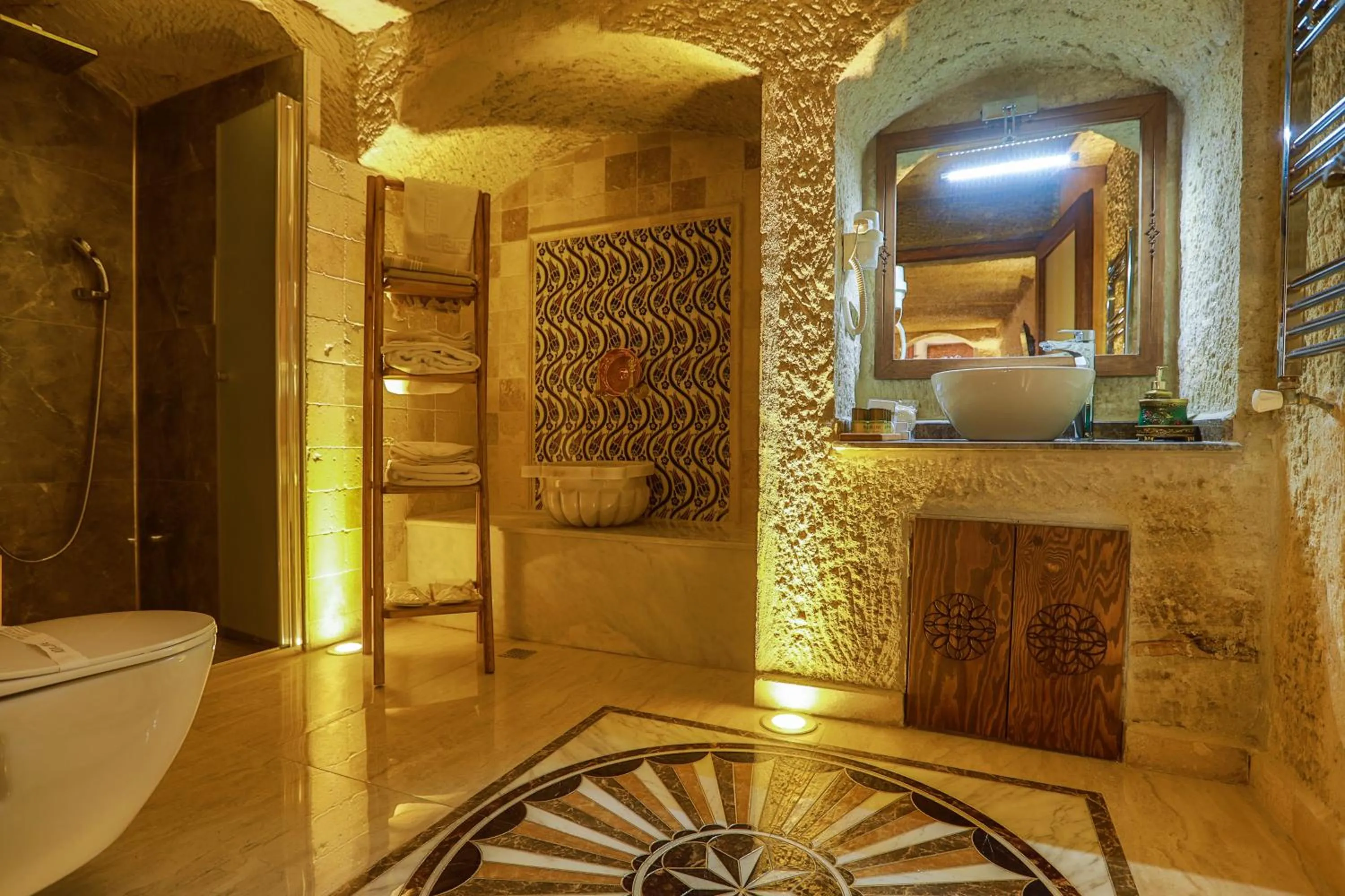 Bathroom in Ada Cave Suites