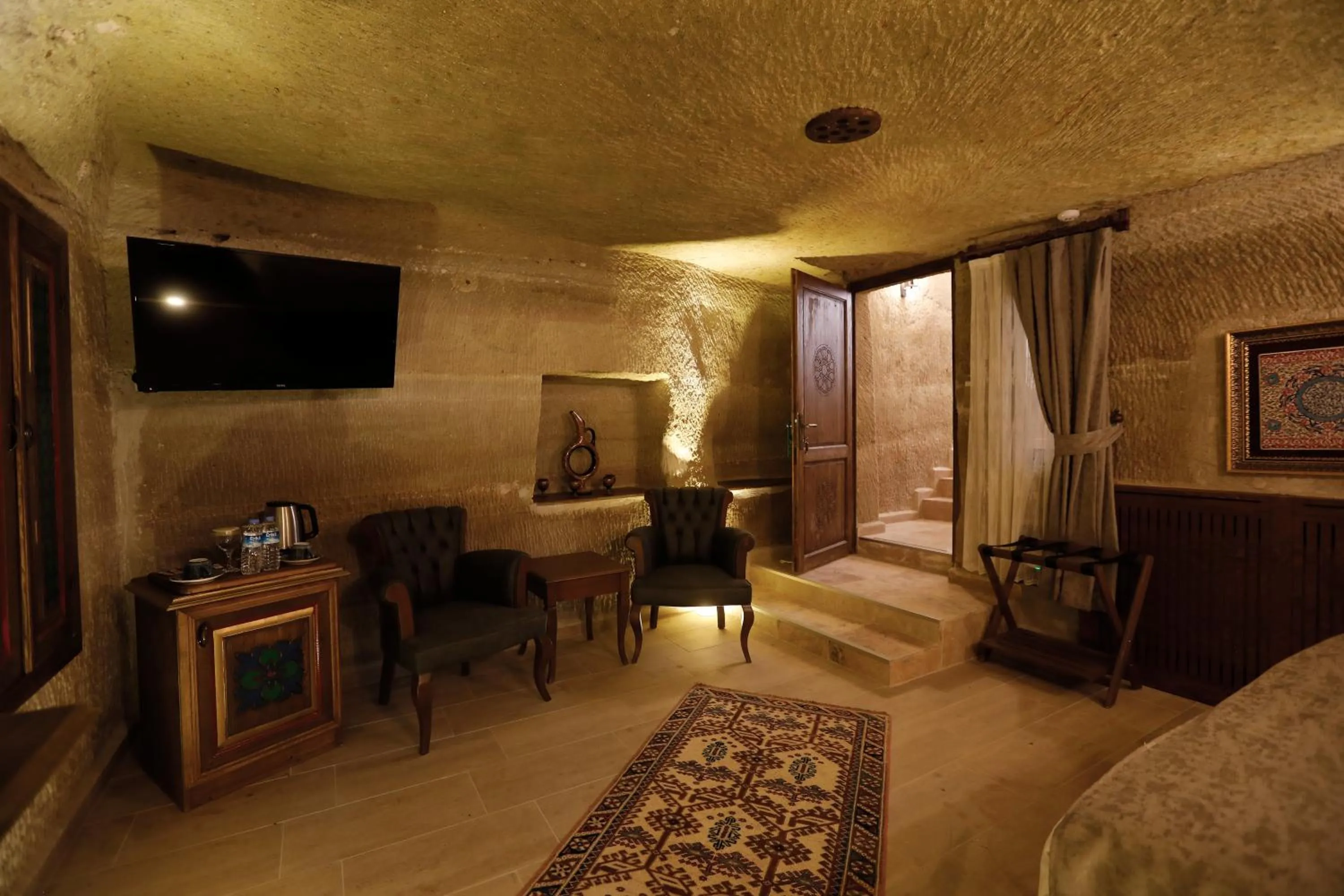 Massage, Bed in Ada Cave Suites
