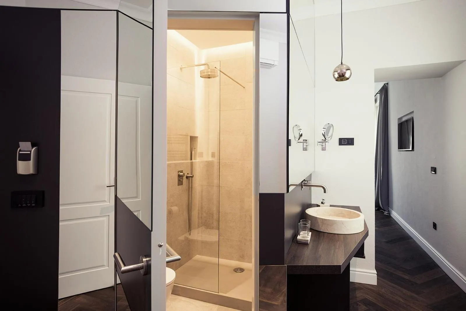 Bathroom in Kollmann Rooms and Apartments