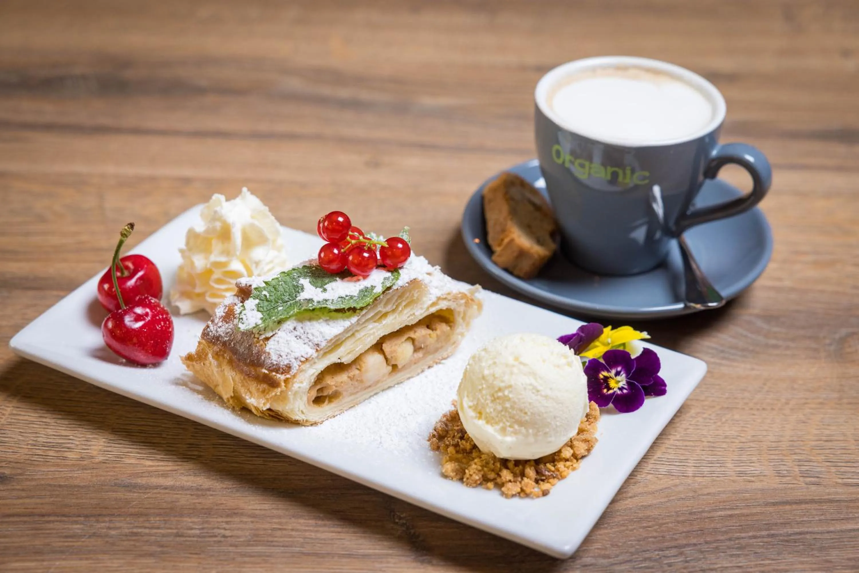 Restaurant/places to eat in Schlosshotel Mondsee