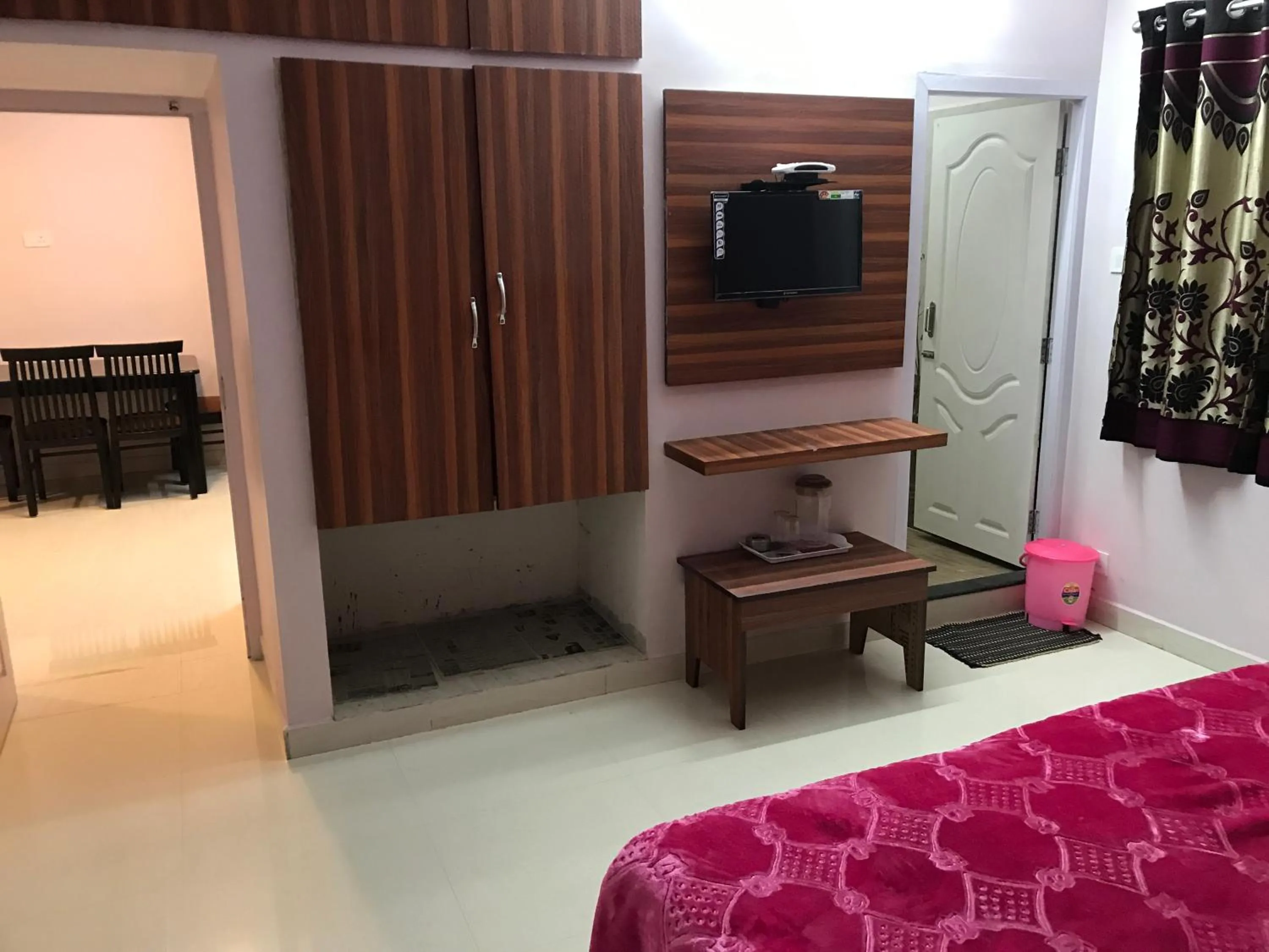 Bed in HAPPYSTAY rooms and cottages