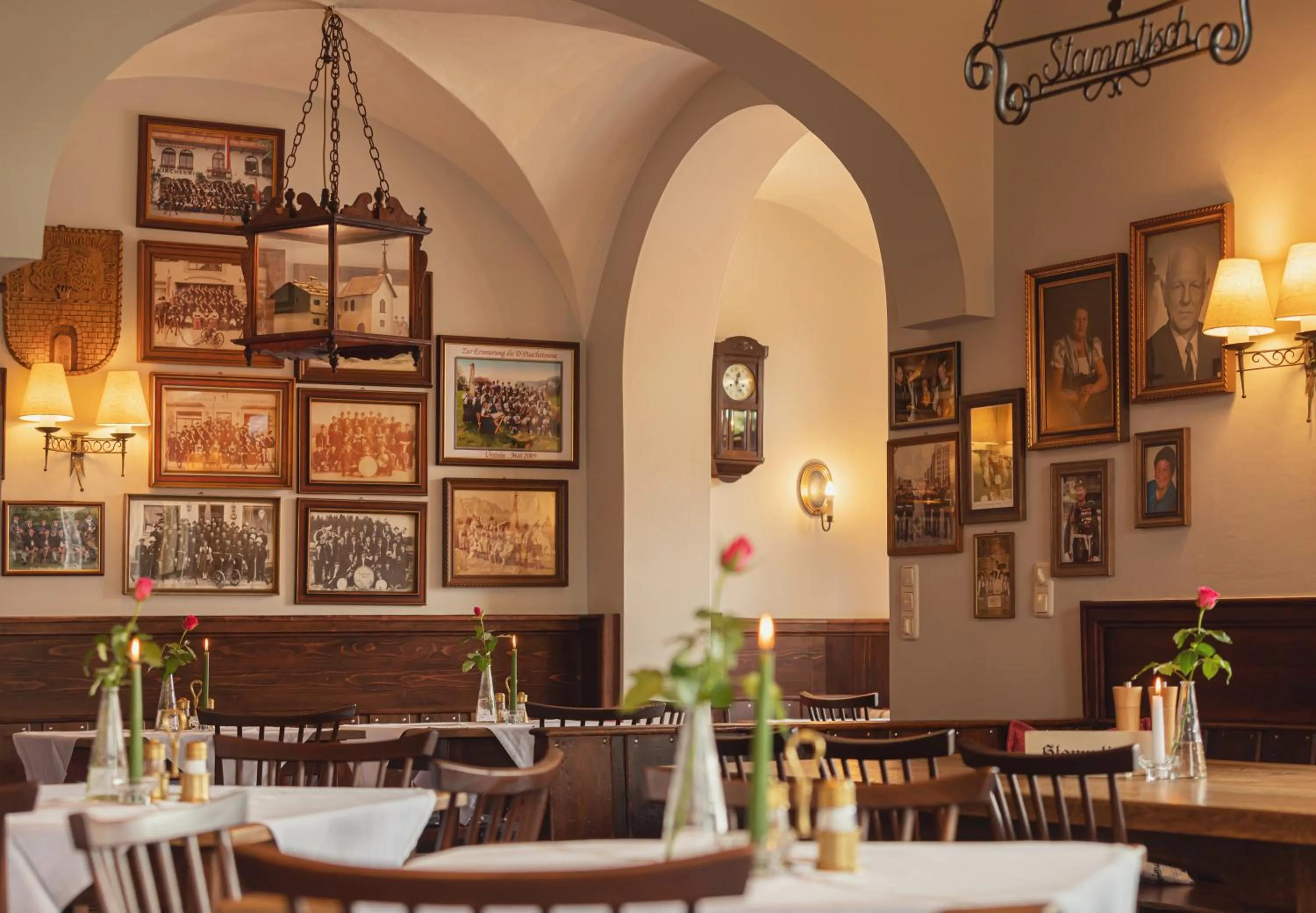 Restaurant/places to eat in Hotel Gasthof Zum Kirchenwirt