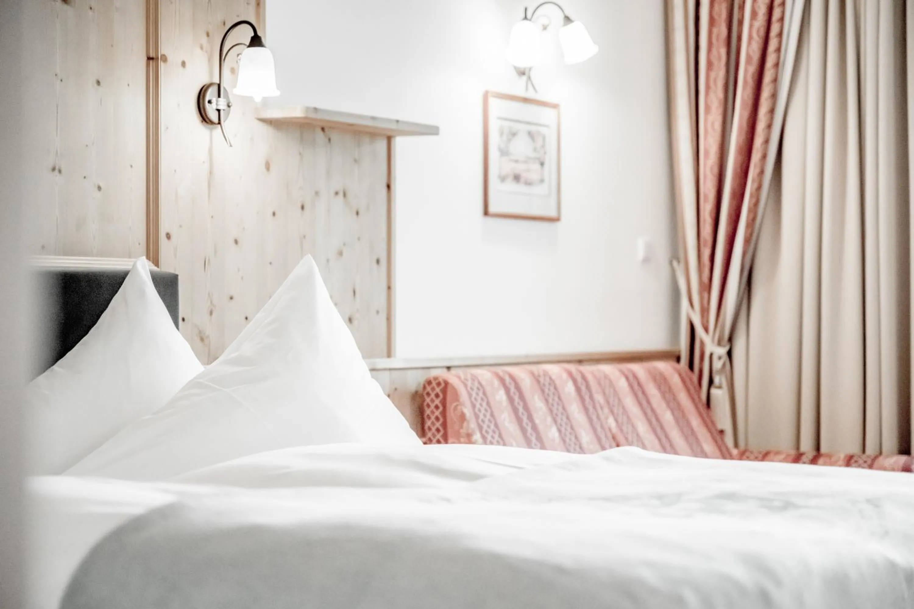 Staff, Bed in SKI - GOLF - WELLNESS Hotel Riml