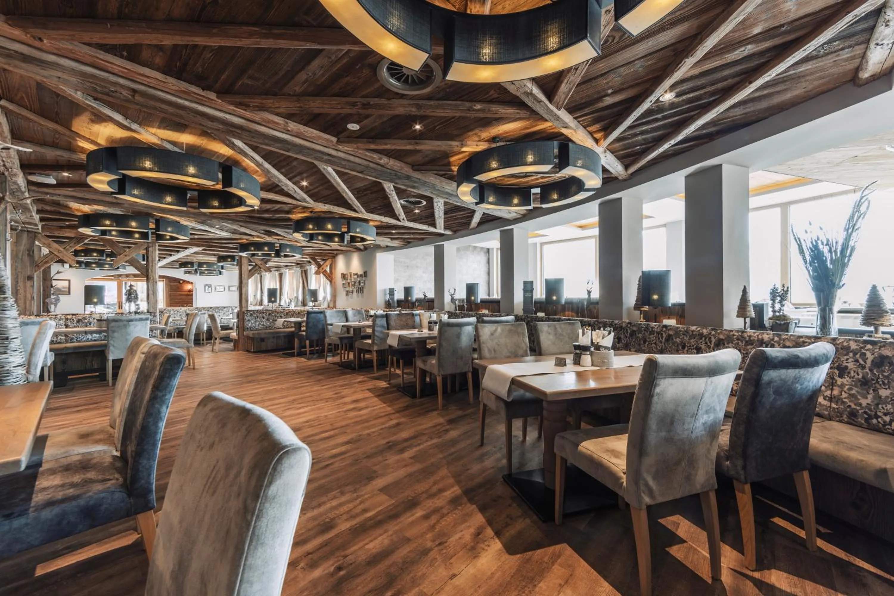 Restaurant/places to eat in SKI - GOLF - WELLNESS Hotel Riml