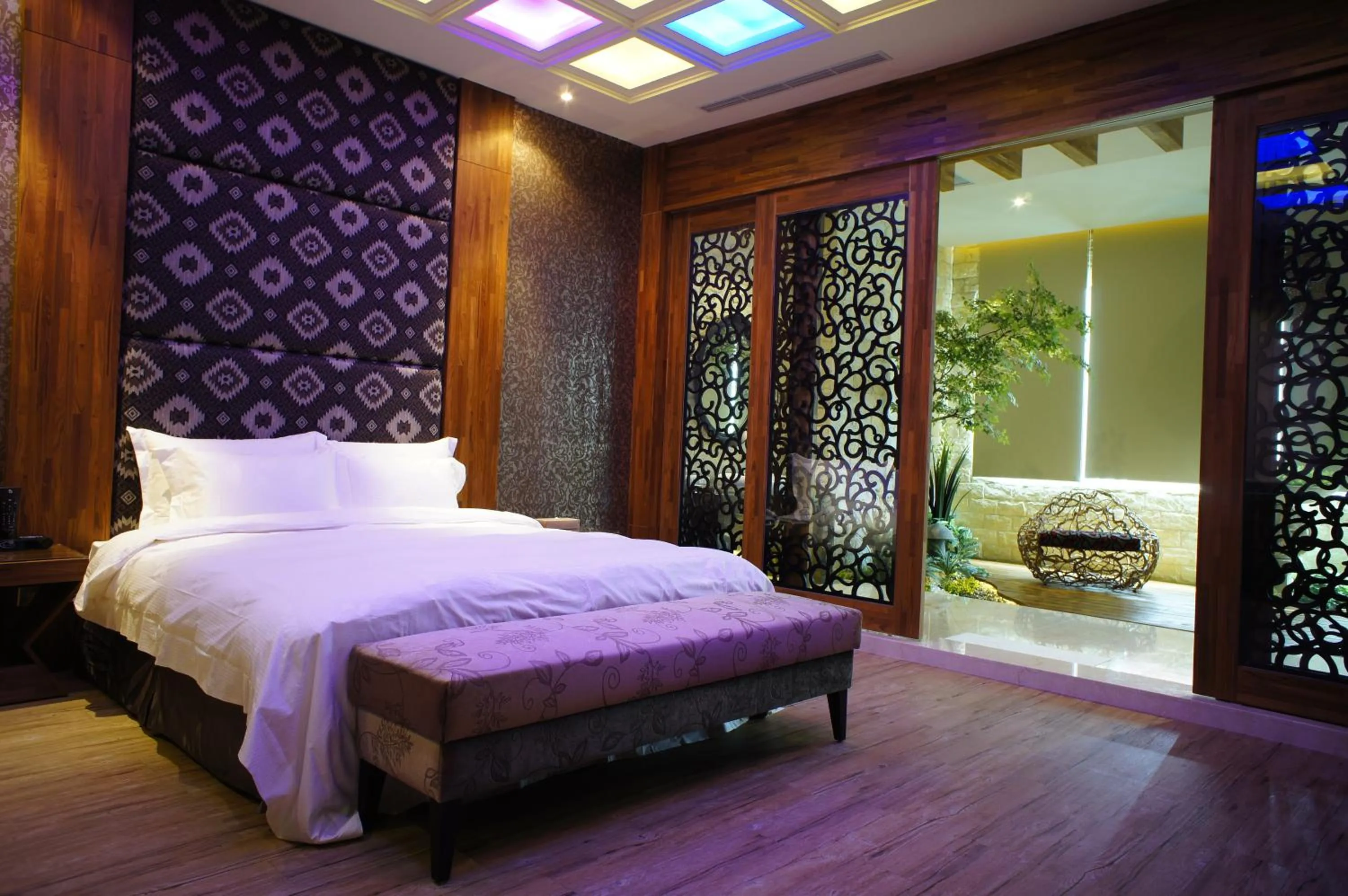 bunk bed in All-Ur Boutique Motel - ChungLi Branch