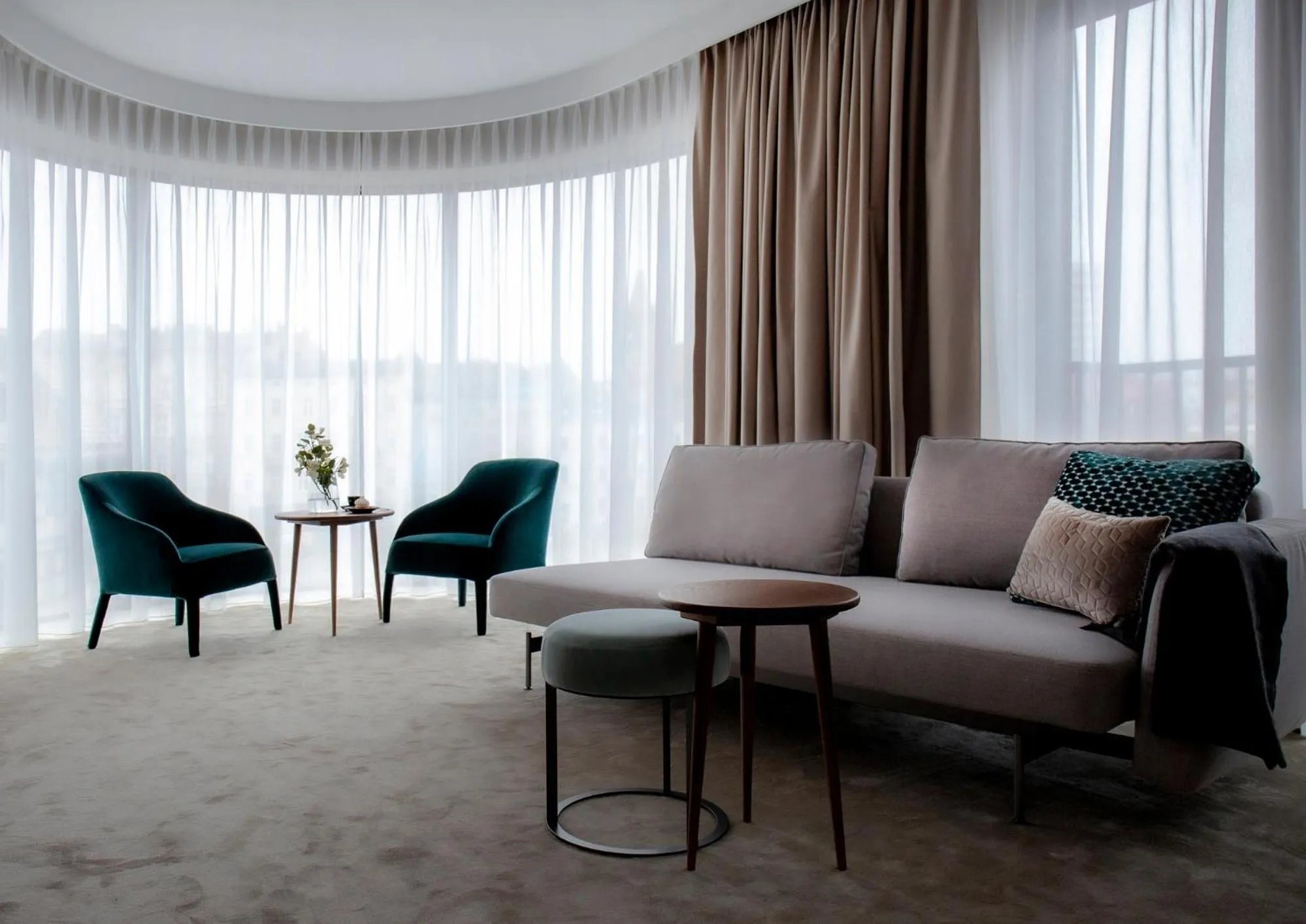 Seating area in Rezydencja Sowa