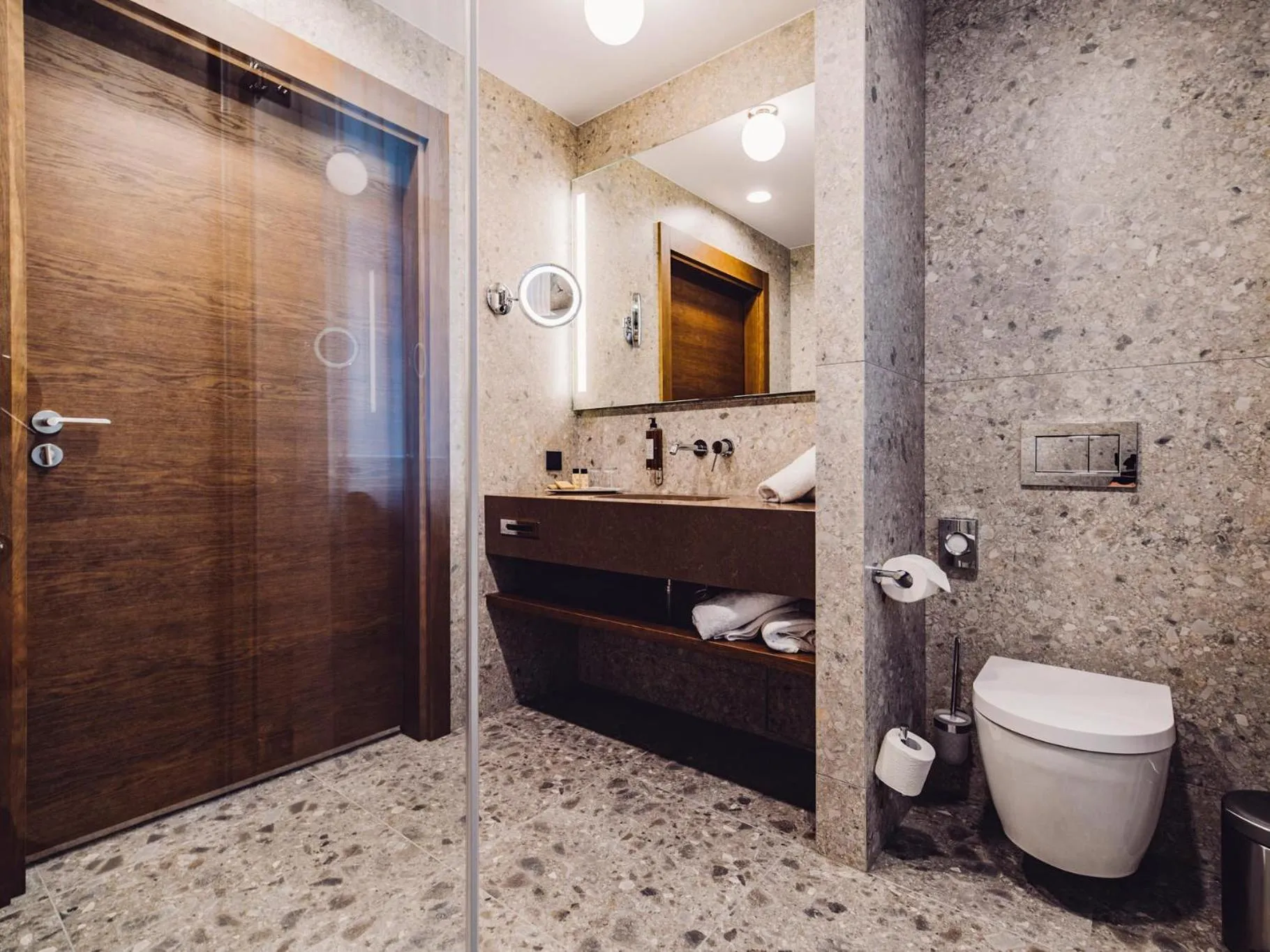 Shower in Rezydencja Sowa