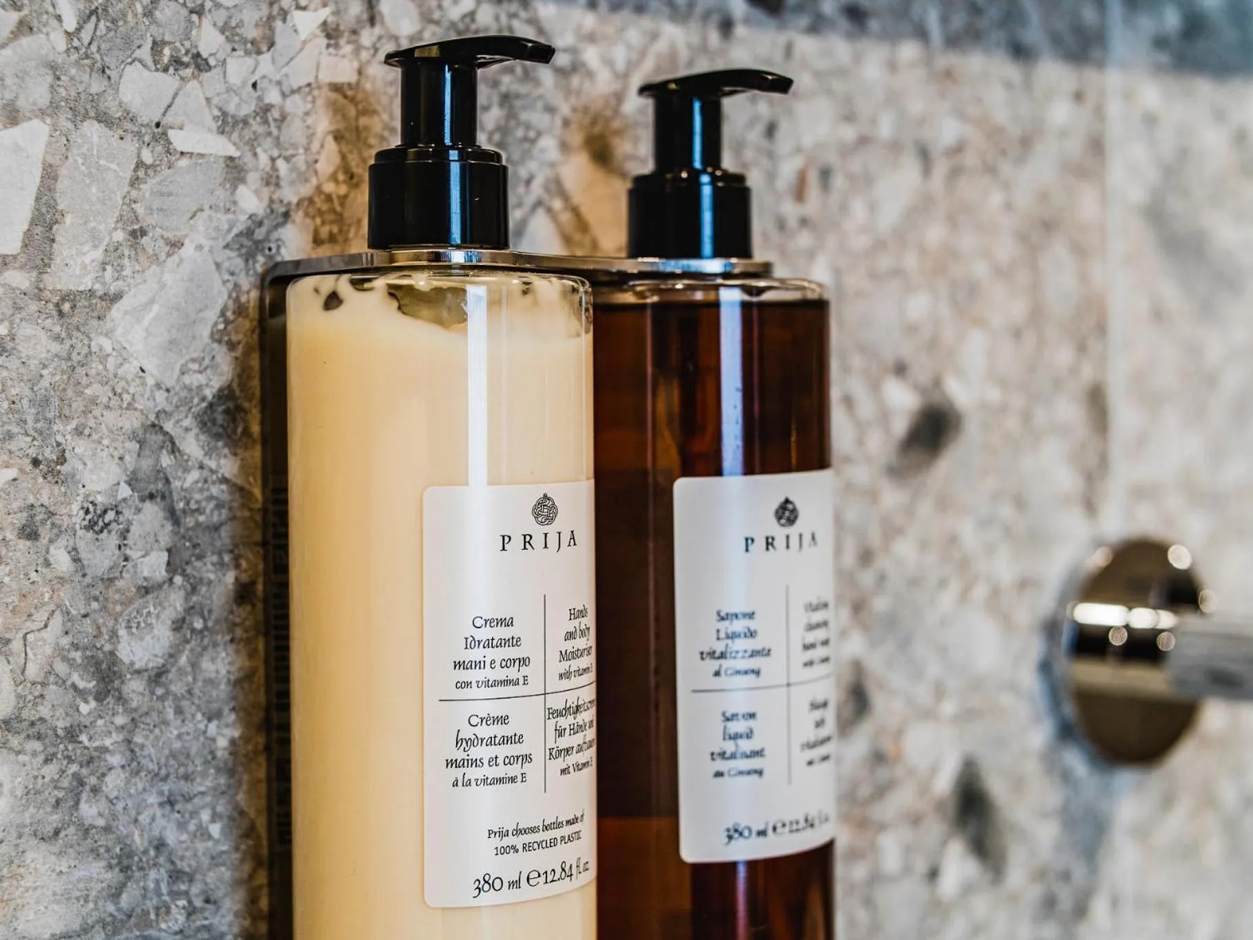 Shower in Rezydencja Sowa