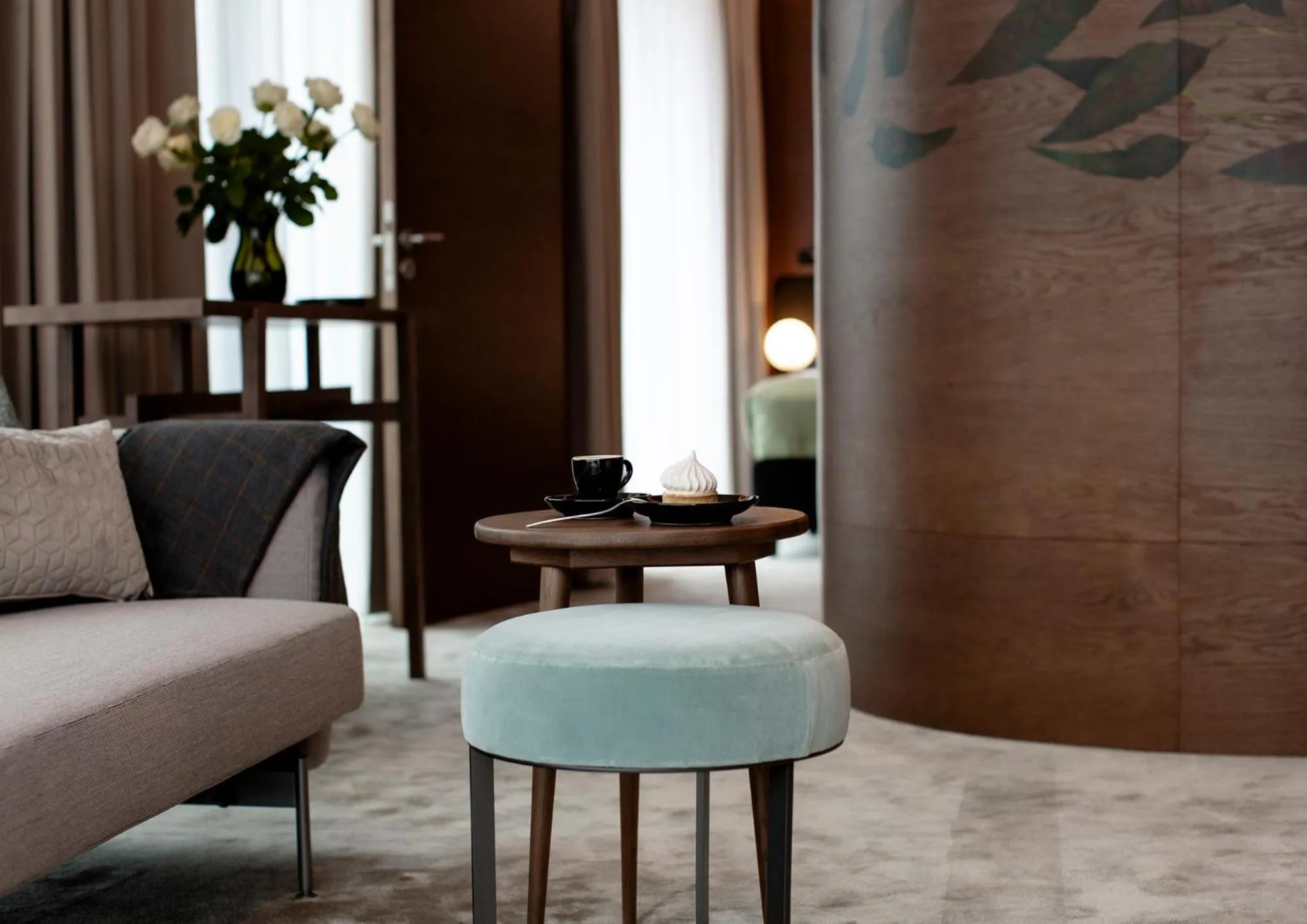 Seating area in Rezydencja Sowa