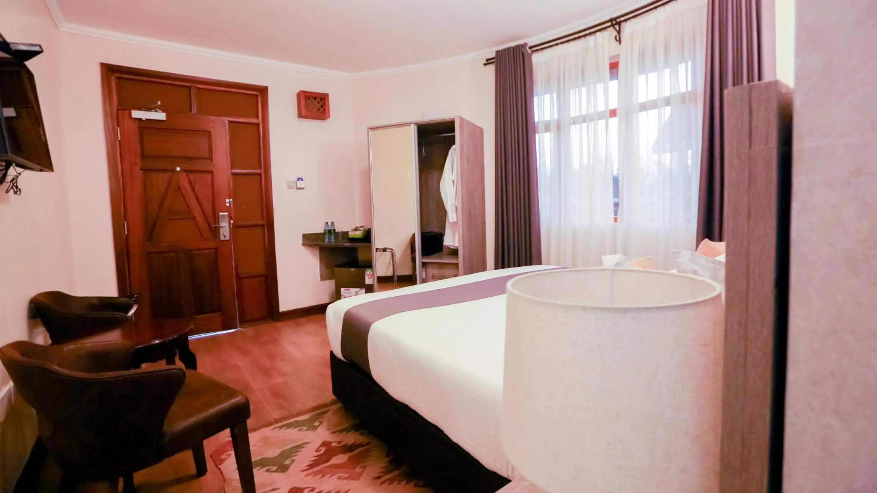 Photo of the whole room in Aberdare Prestige & Royal Cottages