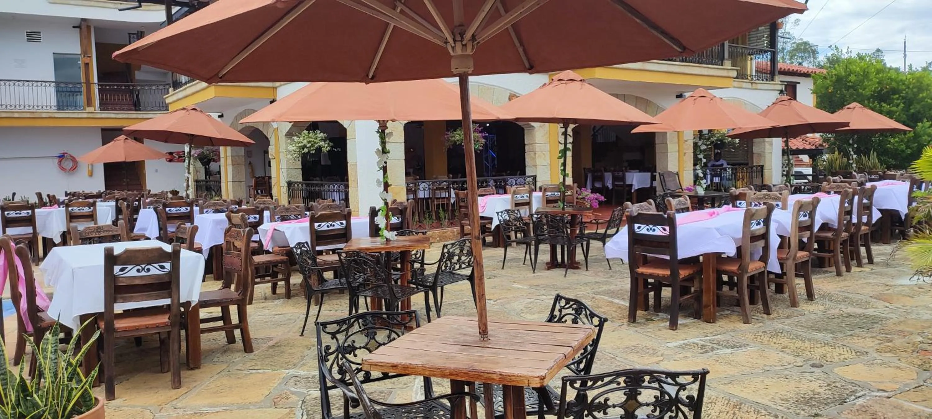 Restaurant/places to eat in Hotel Las Rocas Resort Villanueva