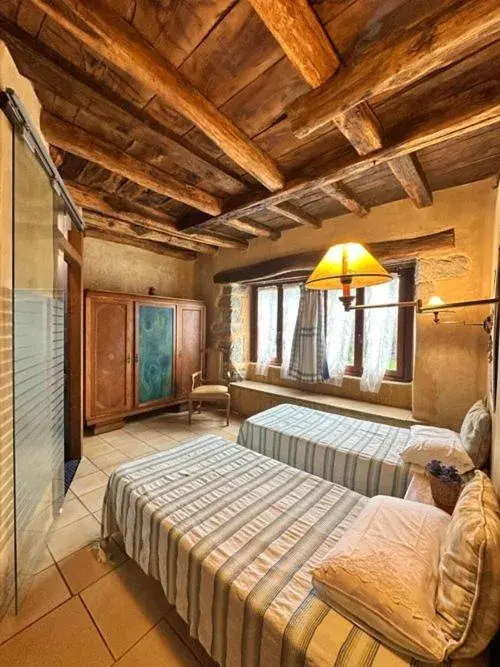 Room 5 - single occupancy in Casa Rural Ecológica Kaaño Etxea el Bosque y la Naturaleza Sentir Room 5 - single occupancy in Casa Rural Ecológica Kaaño Etxea el Bosque y la Naturaleza Sentir