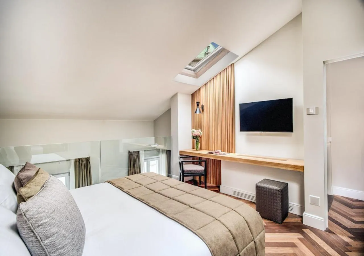 Bedroom, Bed in DBH – Boutique Hotel Lake Como