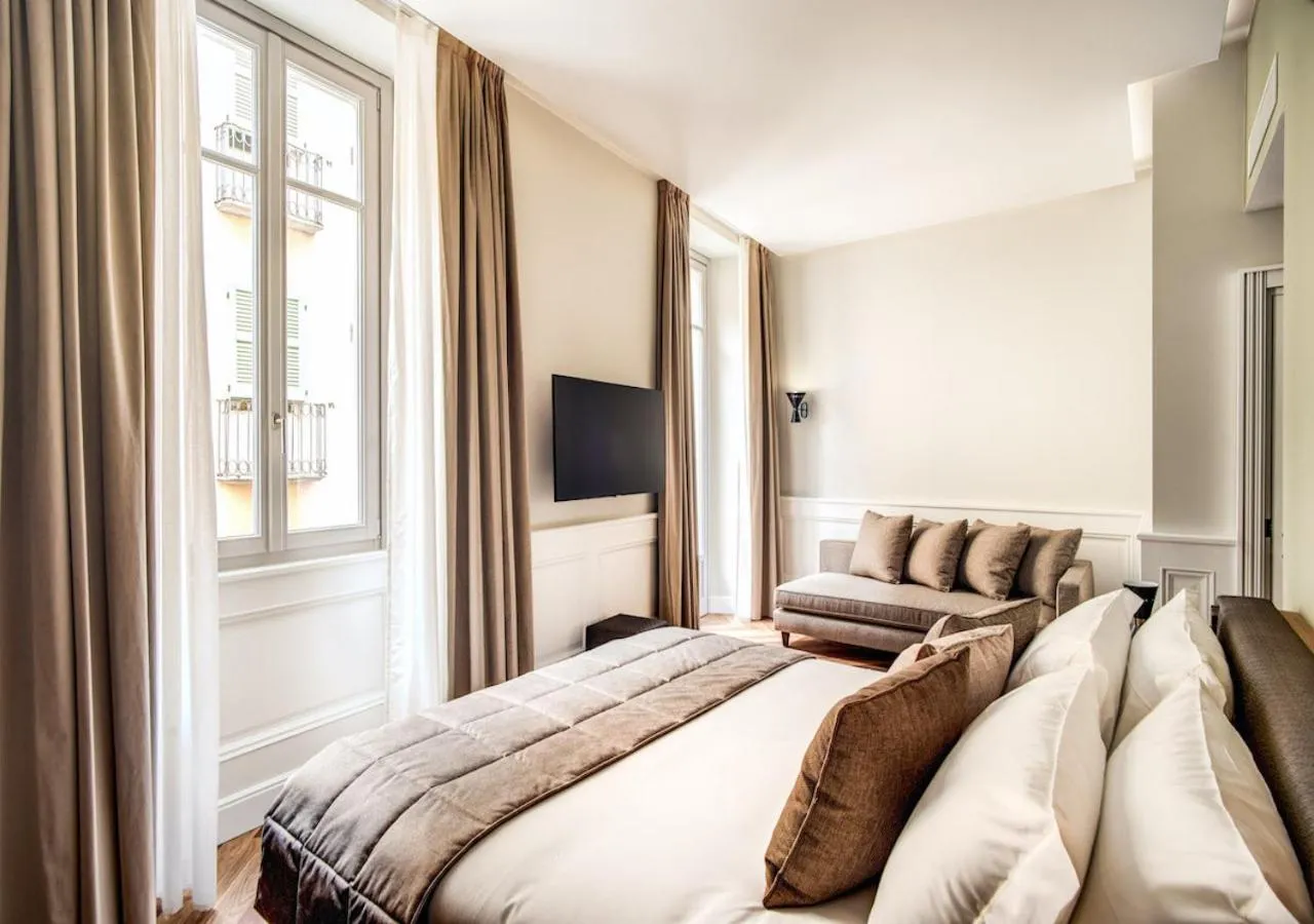 Bedroom, Bed in DBH – Boutique Hotel Lake Como