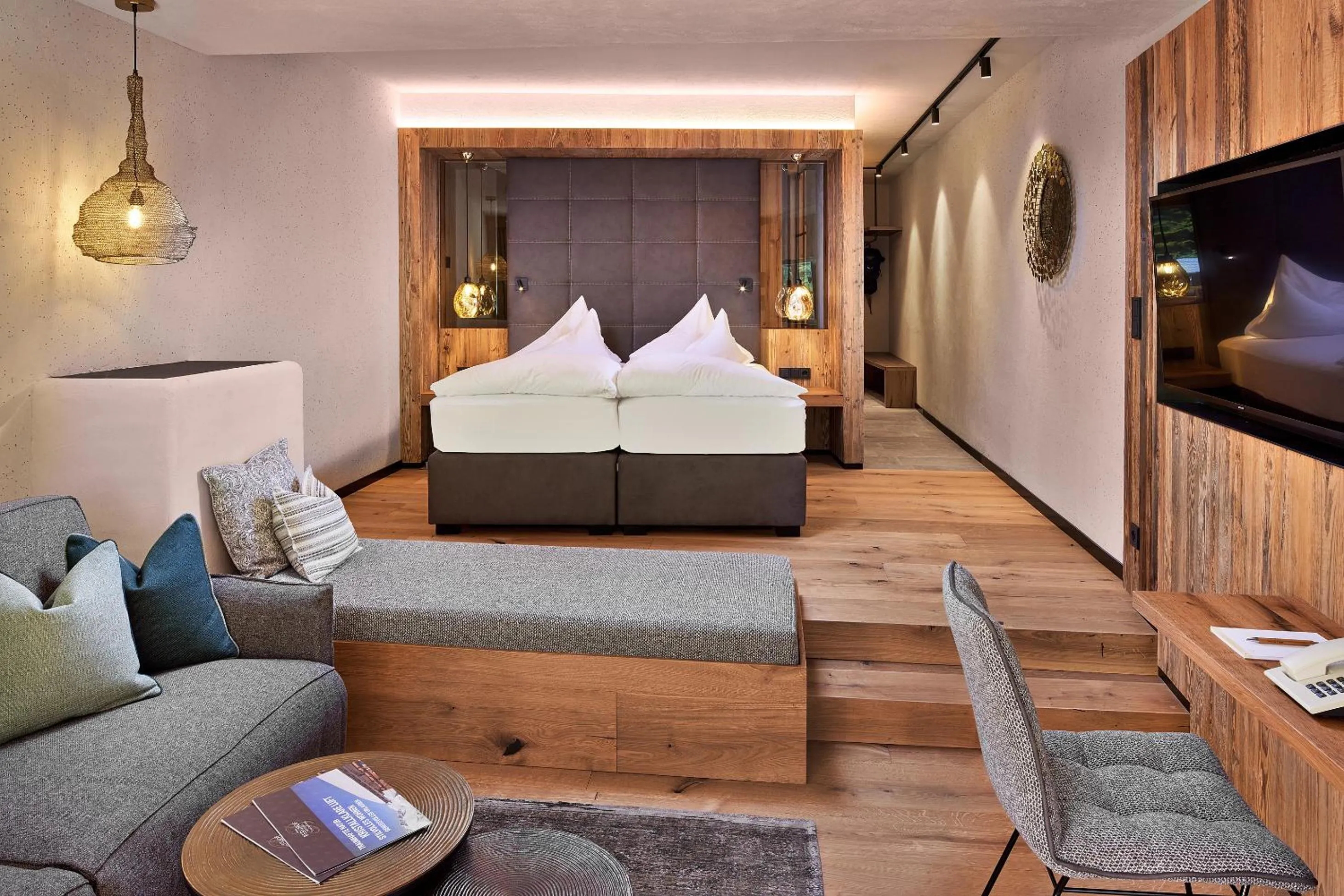 Photo of the whole room, Bed in Hotel Berghof Crystal Spa & Sports