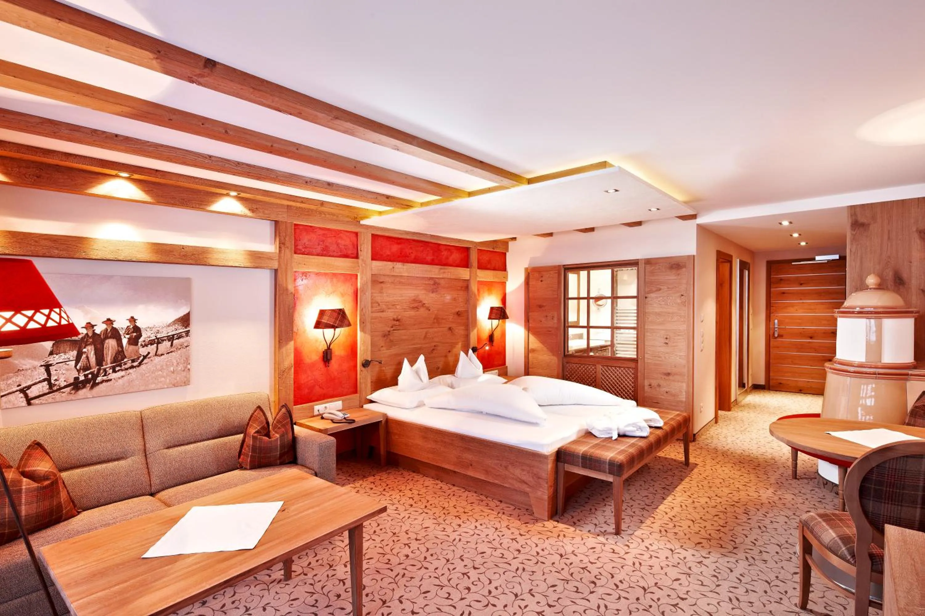 Photo of the whole room, Bed in Hotel Berghof Crystal Spa & Sports