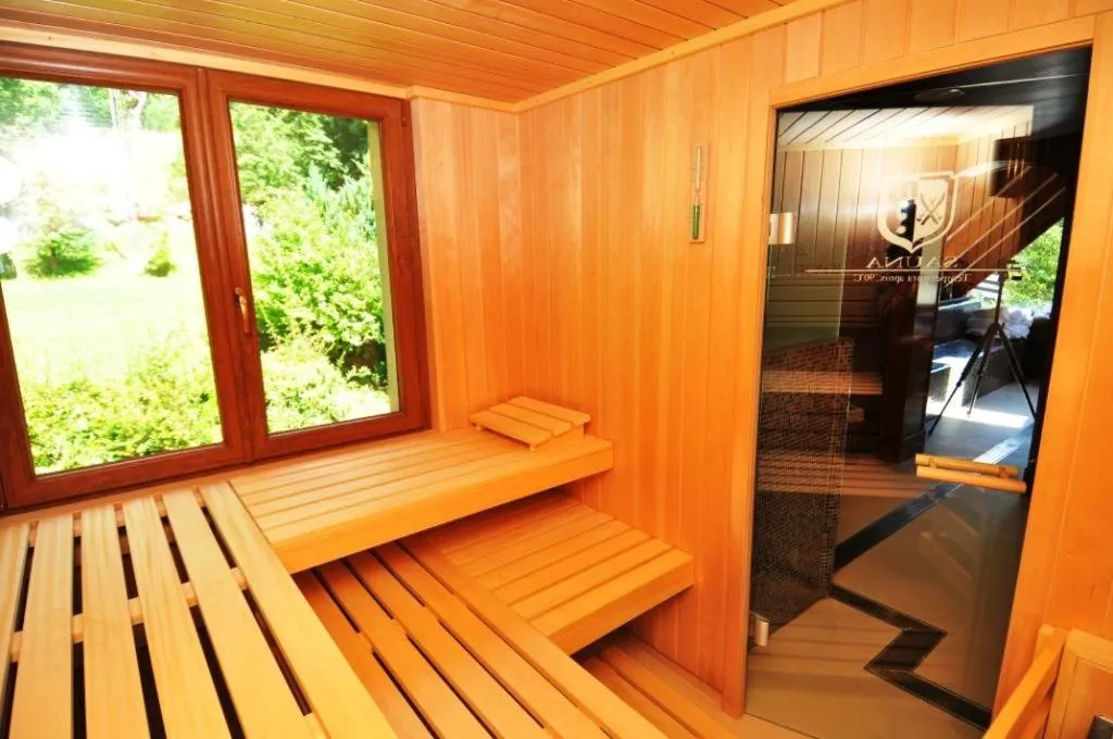 Sauna in Hotel Petit Lacreu