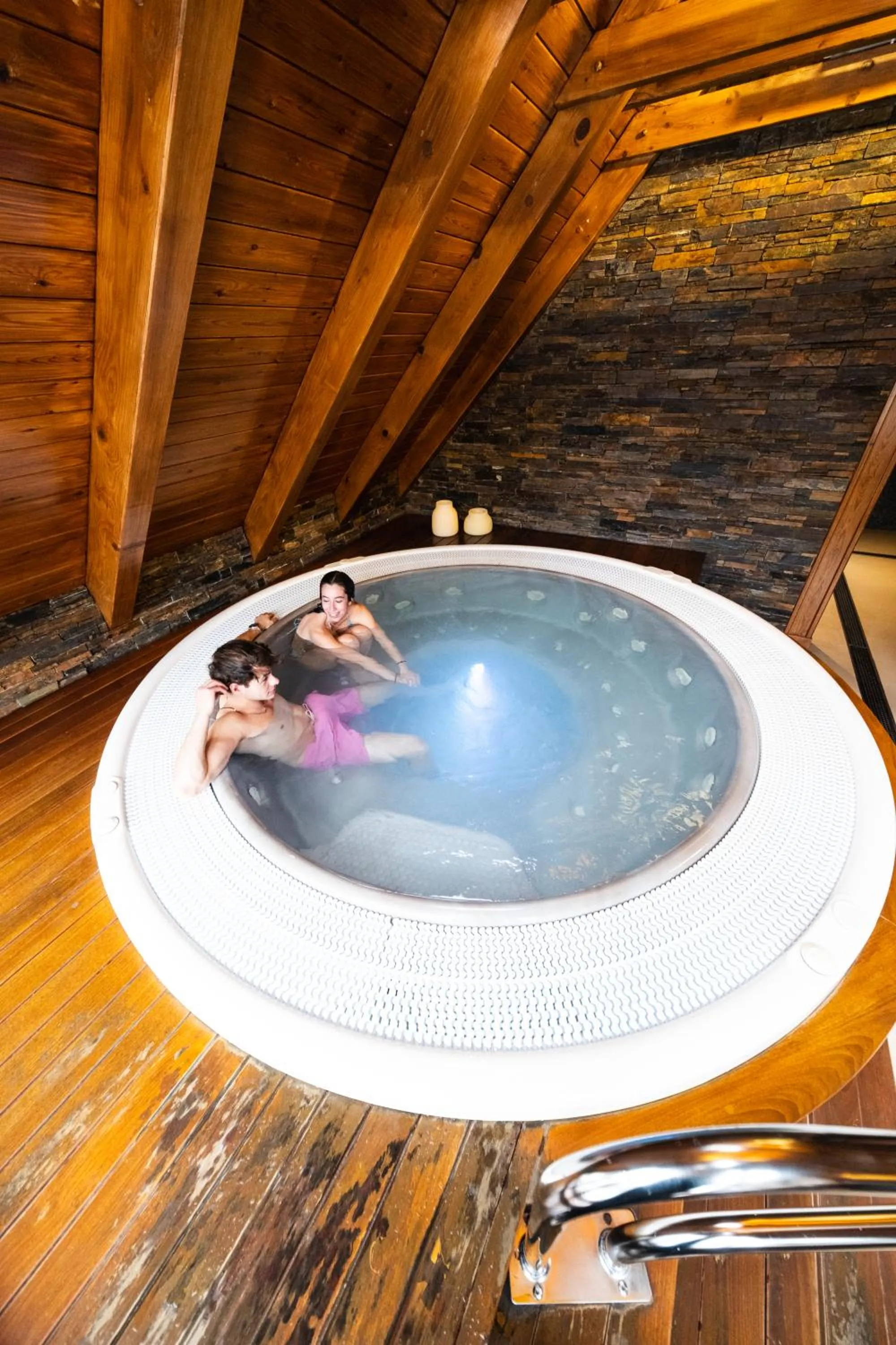 Spa and wellness centre/facilities in Hotel Petit Lacreu