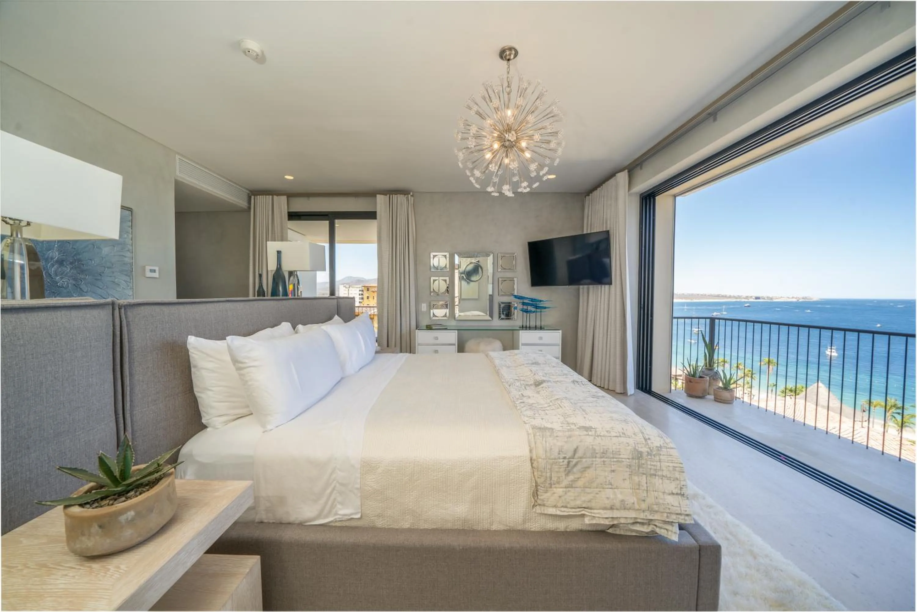 Communal lounge/ TV room, Bed in 1 Homes Preview Cabo