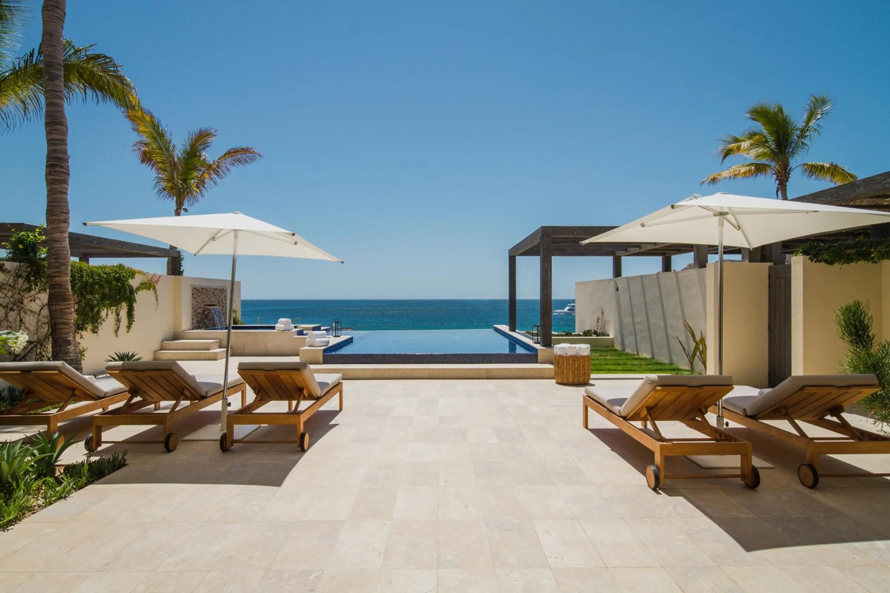Patio in 1 Homes Preview Cabo