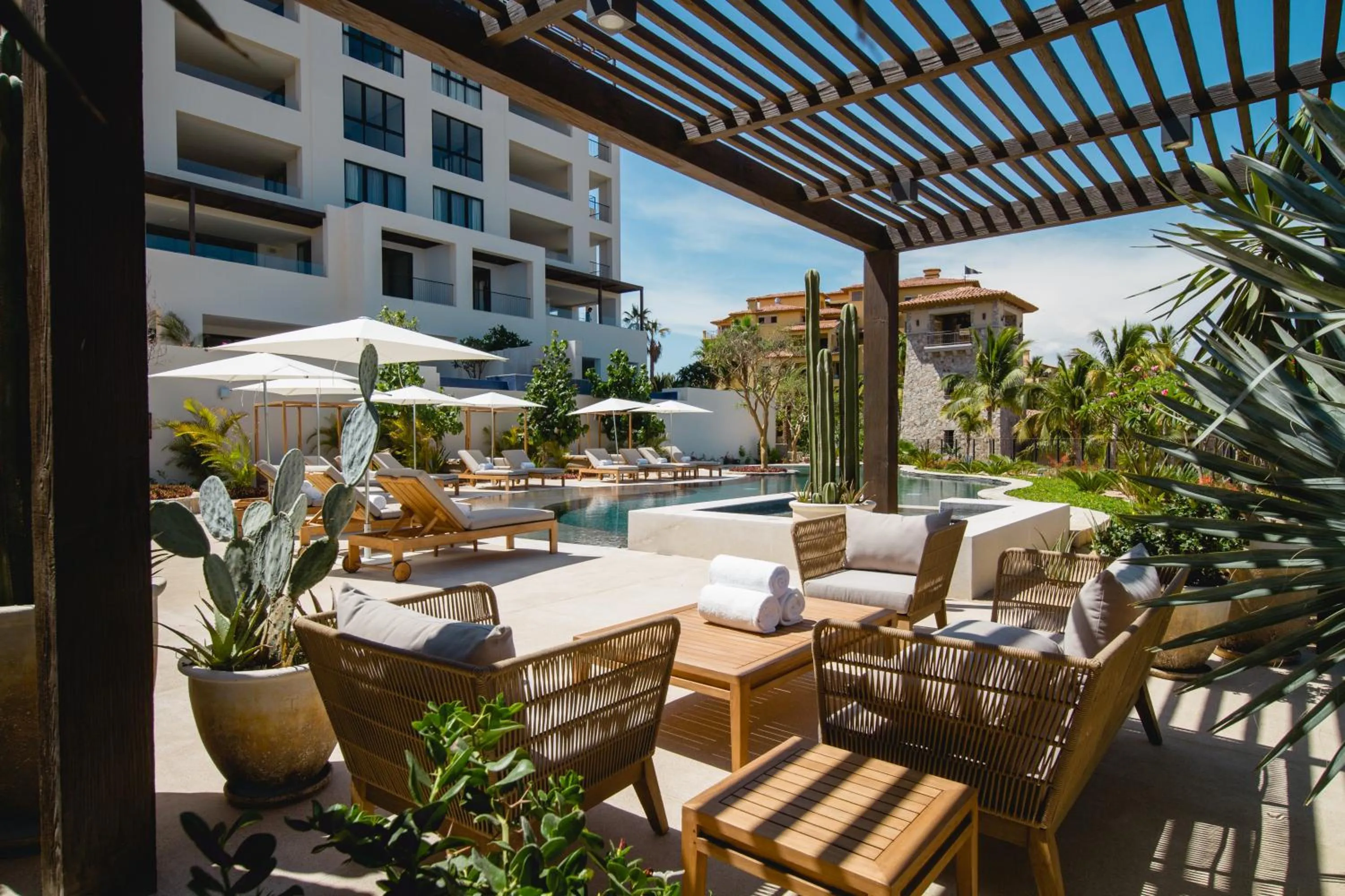 Property building in 1 Homes Preview Cabo