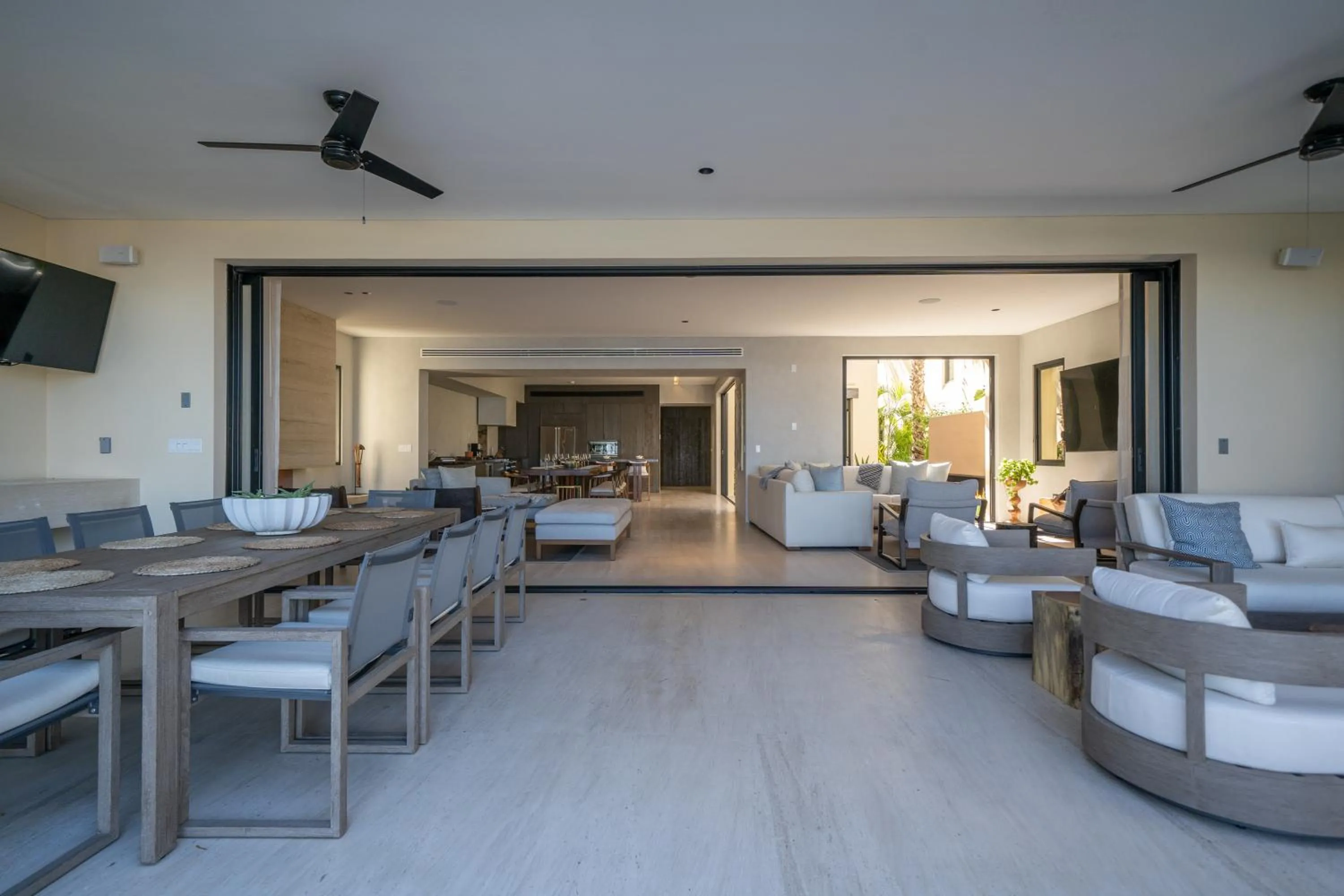 Seating area in 1 Homes Preview Cabo