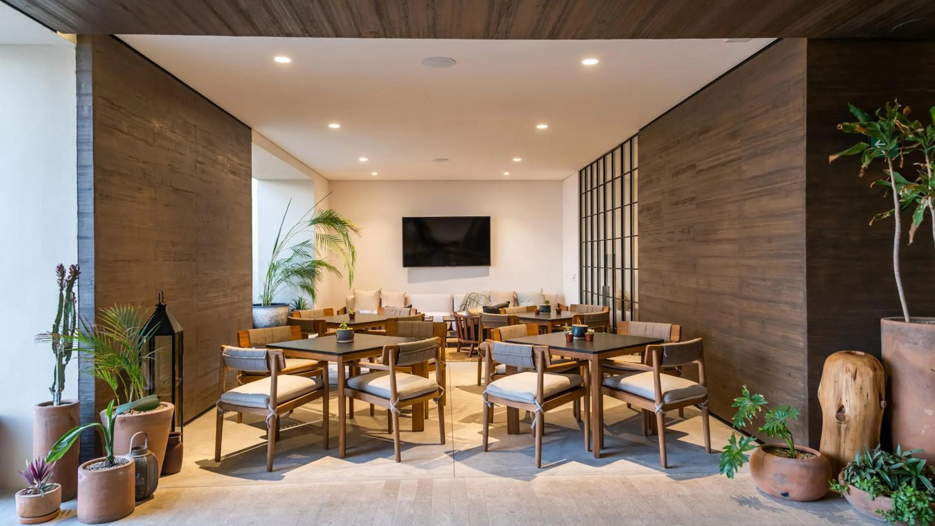 Lounge or bar in 1 Homes Preview Cabo