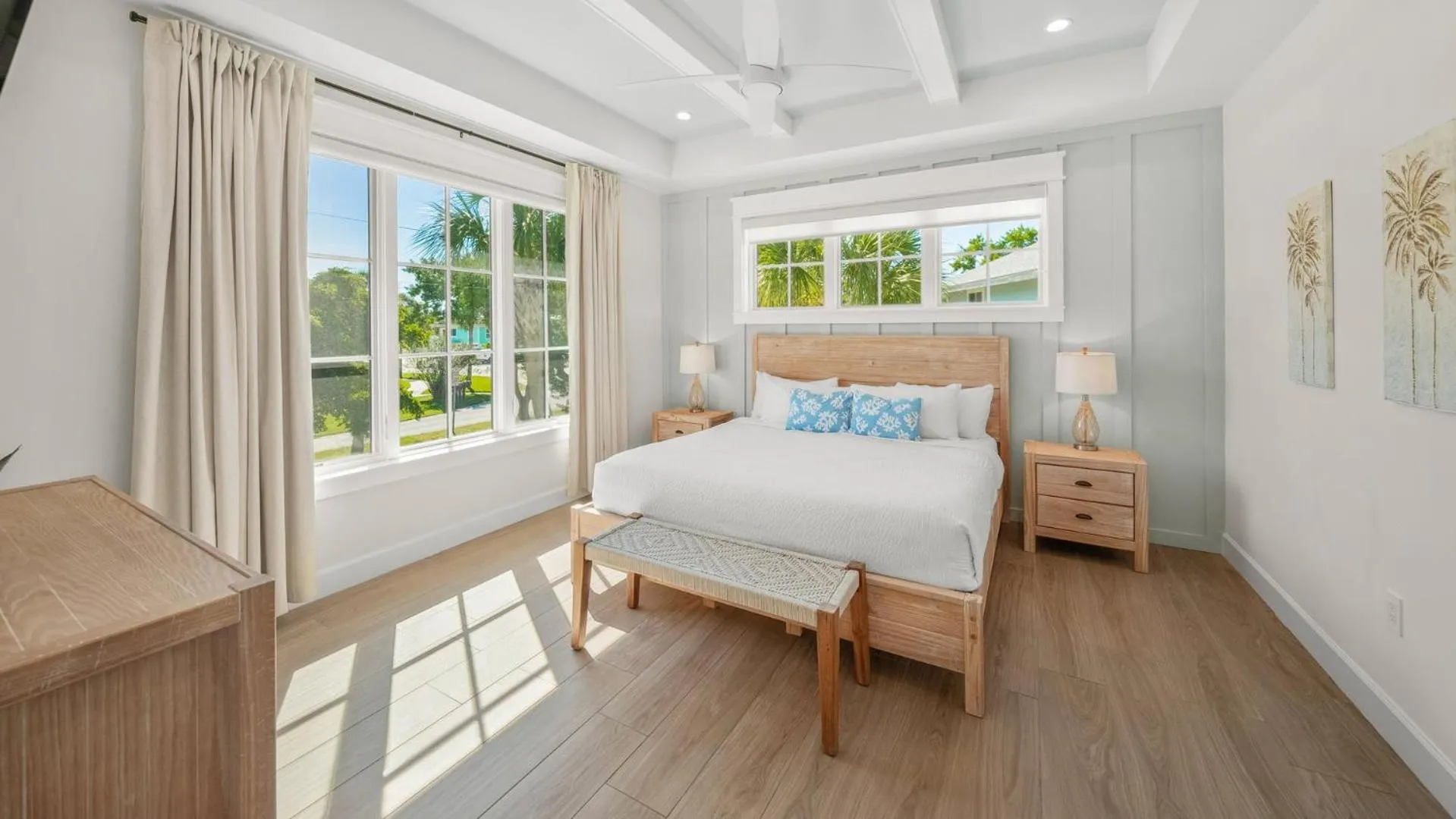 Other, Bed in The Oasis