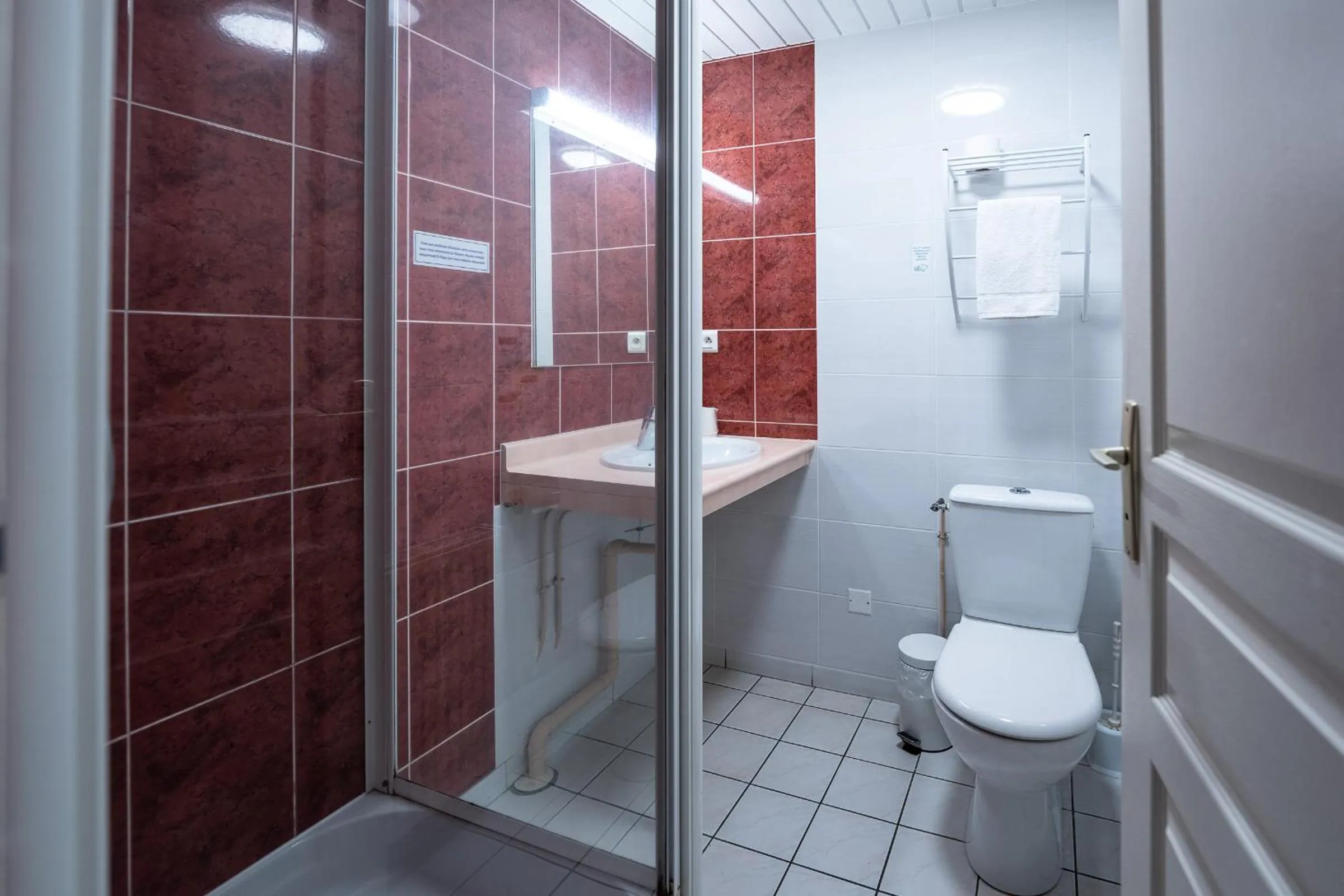 Bathroom in Villa Hotel