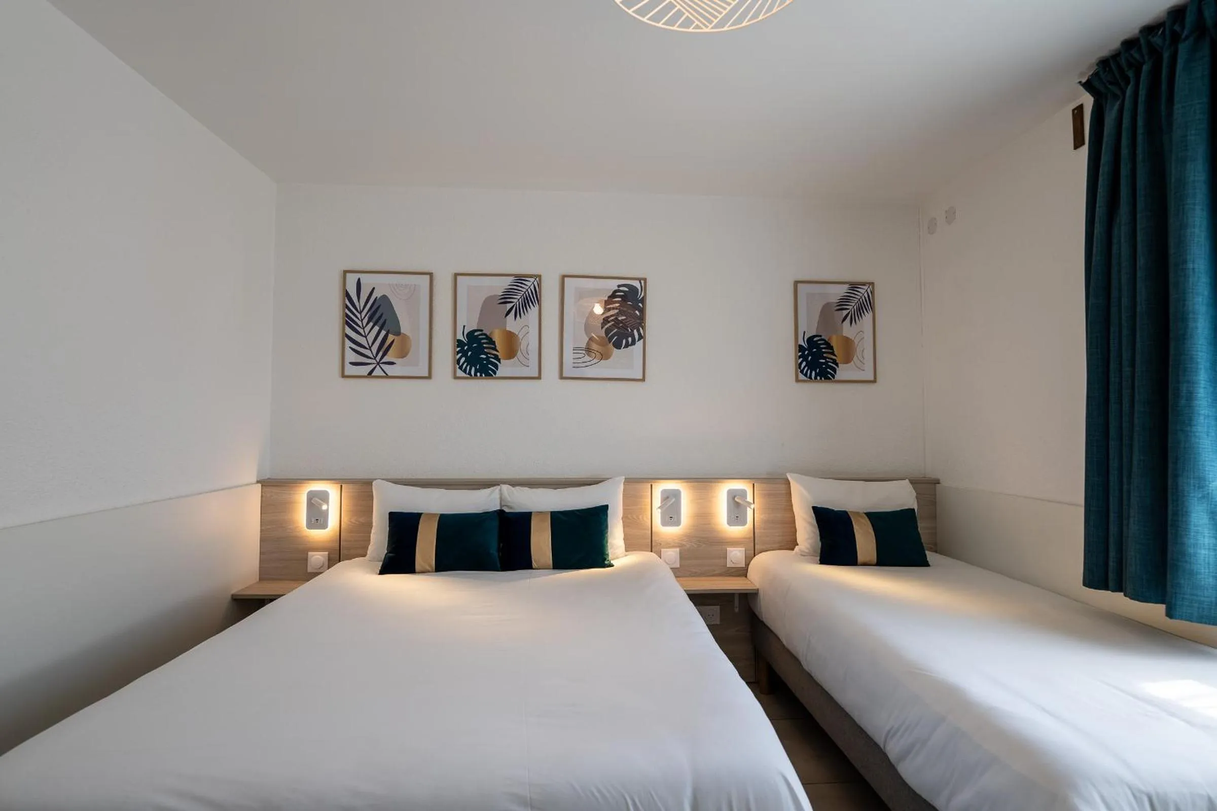 Bedroom, Bed in Villa Hotel