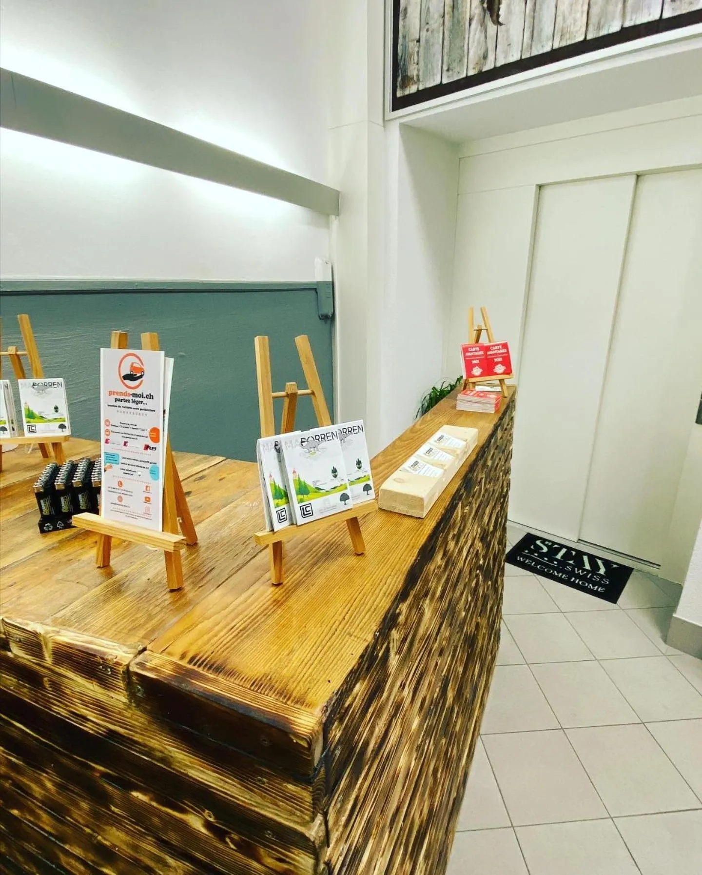 Lobby or reception in The 5 Continents I by Stay Swiss